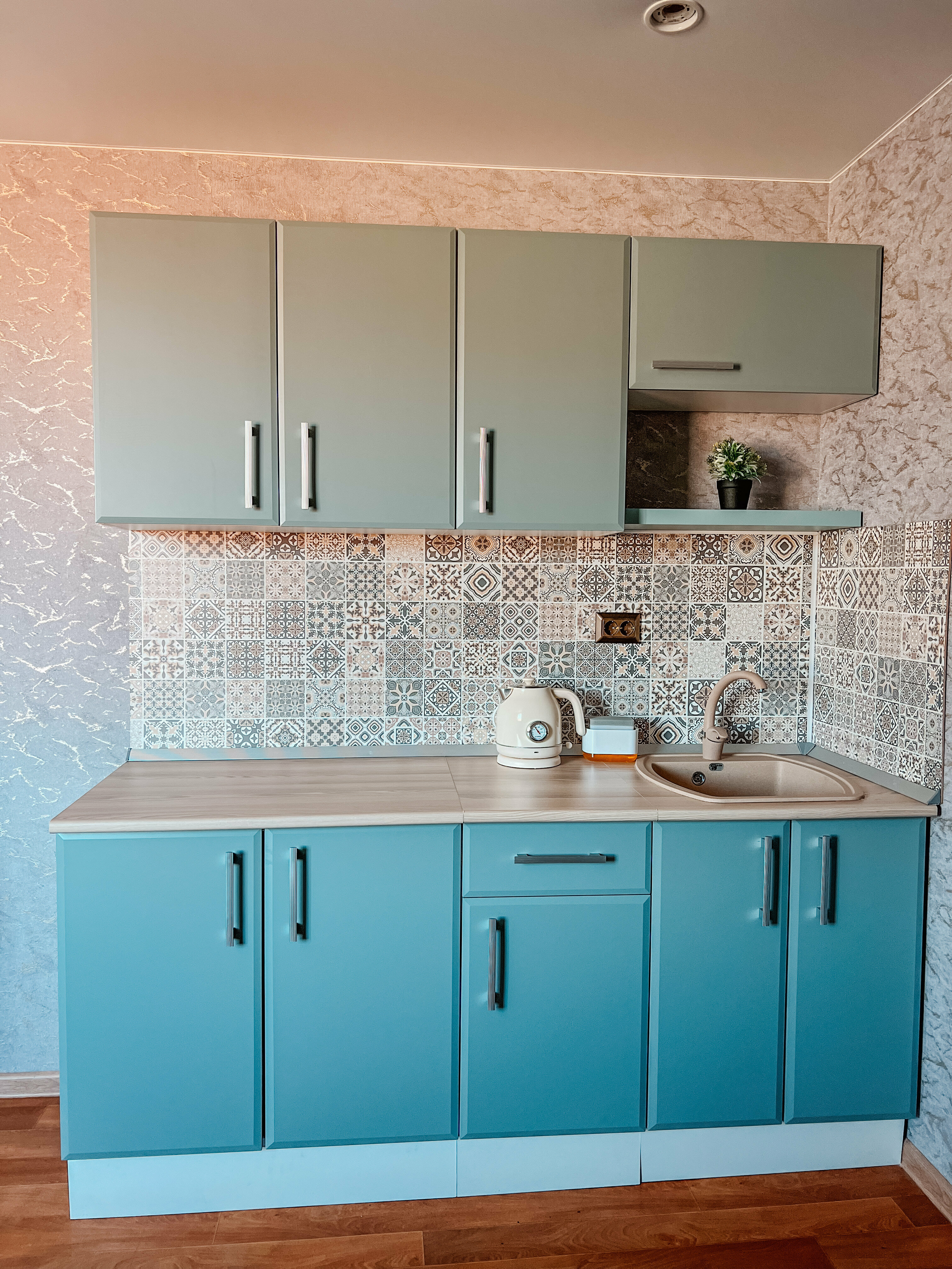 Четырехместный номер с общей ванной комнатой