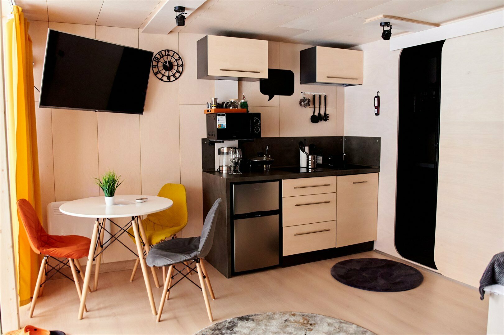 Коттедж с видом на лес