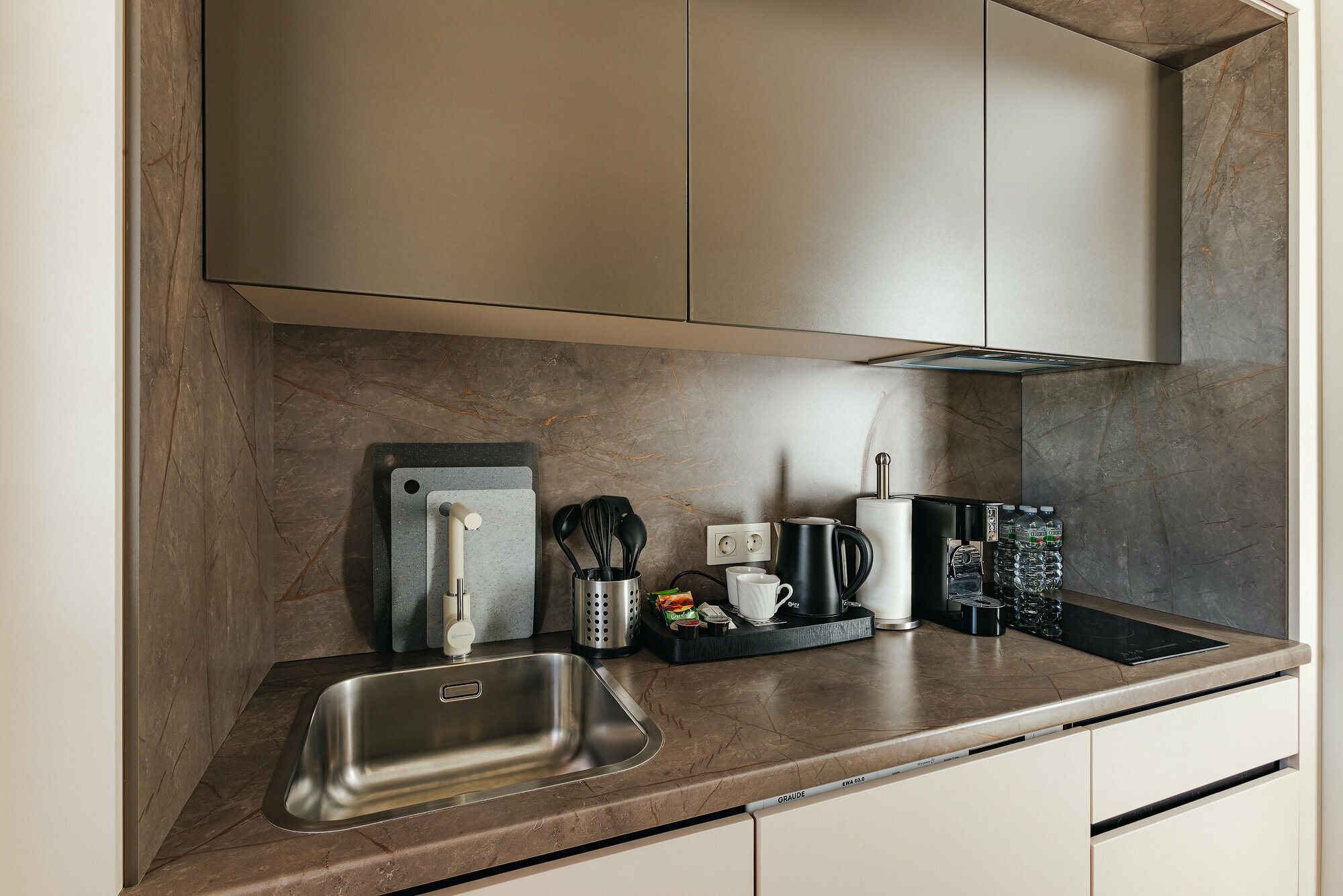 Делюкс Вилладж