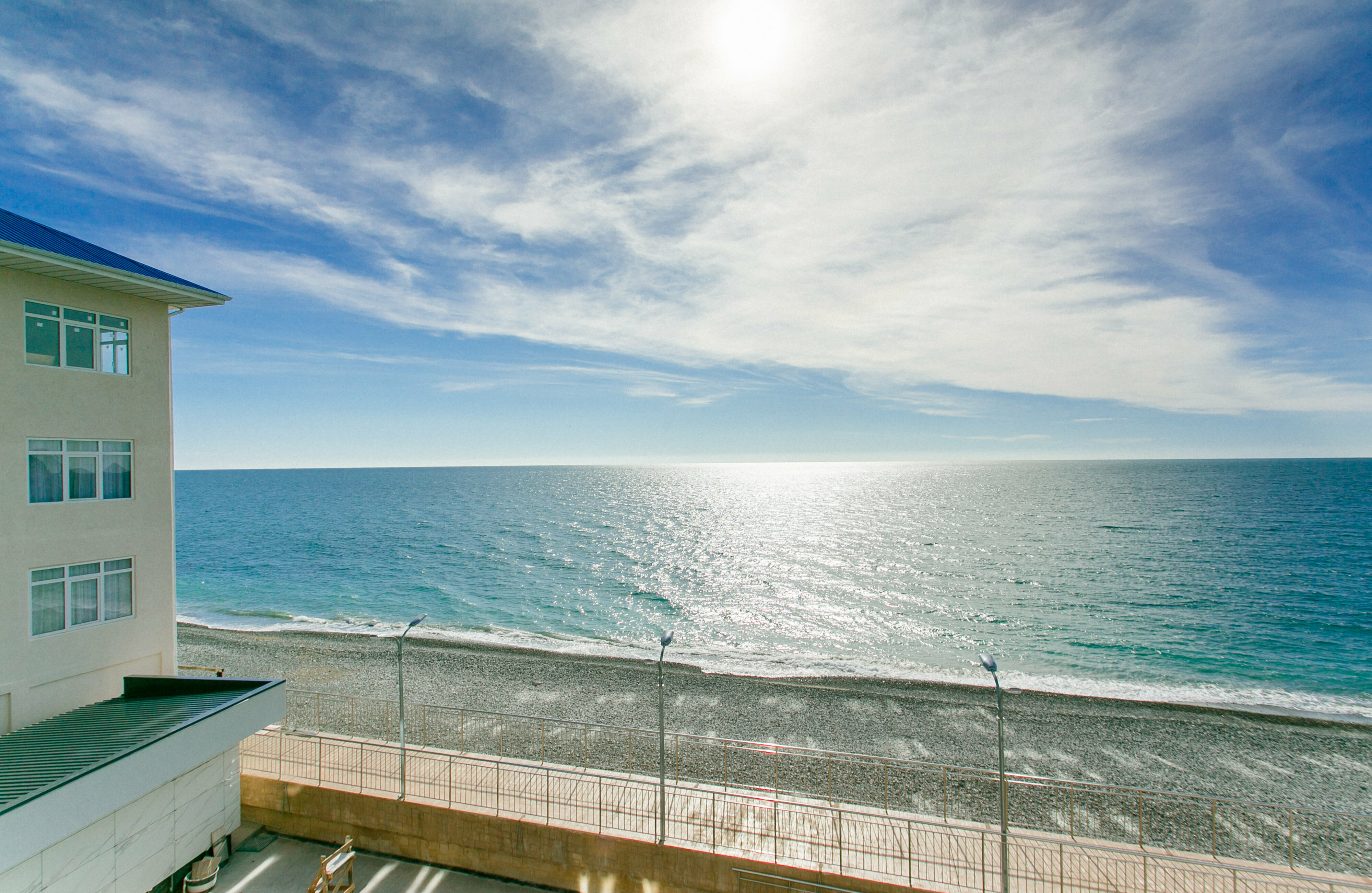 Двухкомнатный Люкс с видом на море и балконом