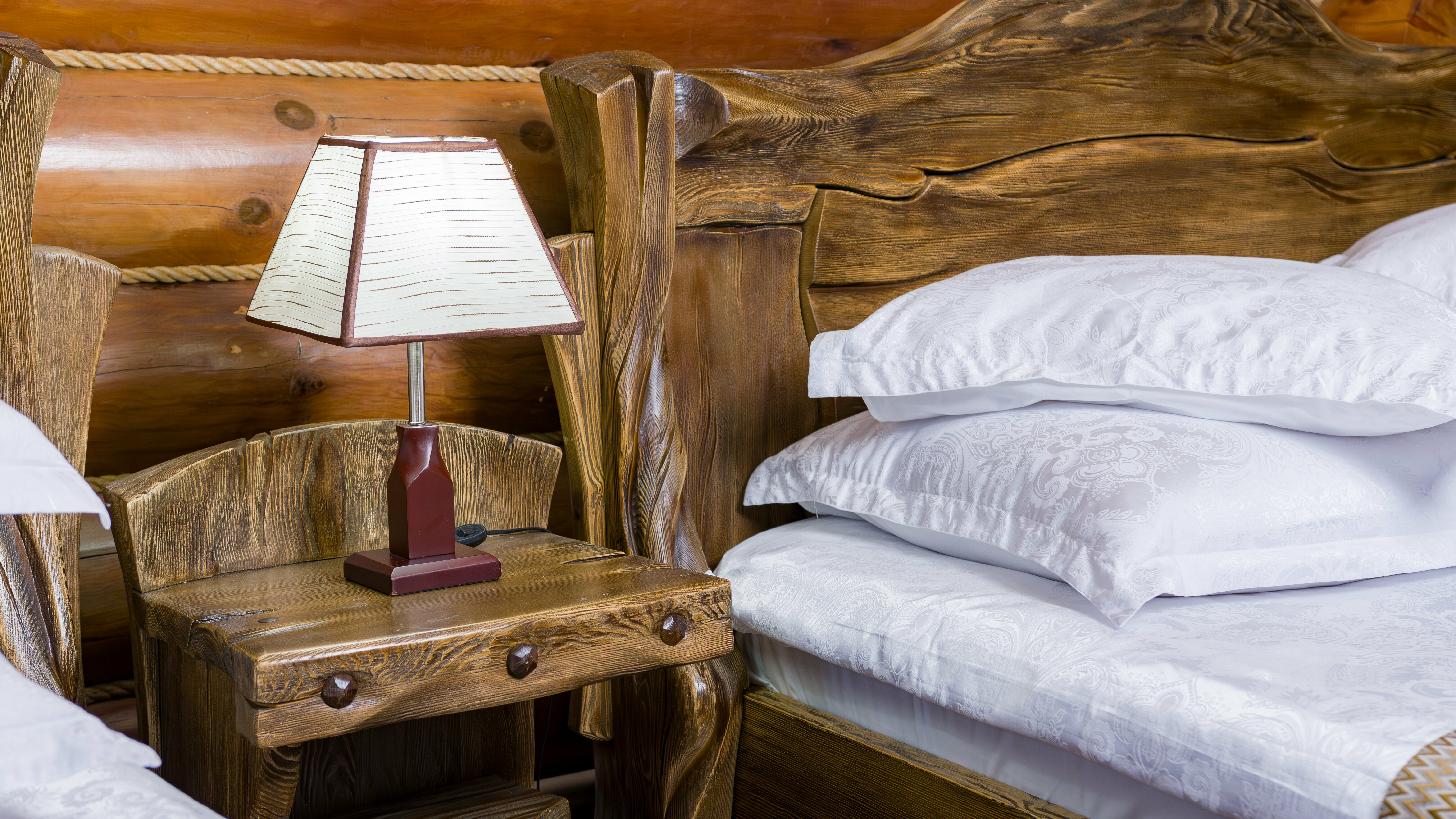 Двухместный номер с 2 отдельными кроватями и балконом