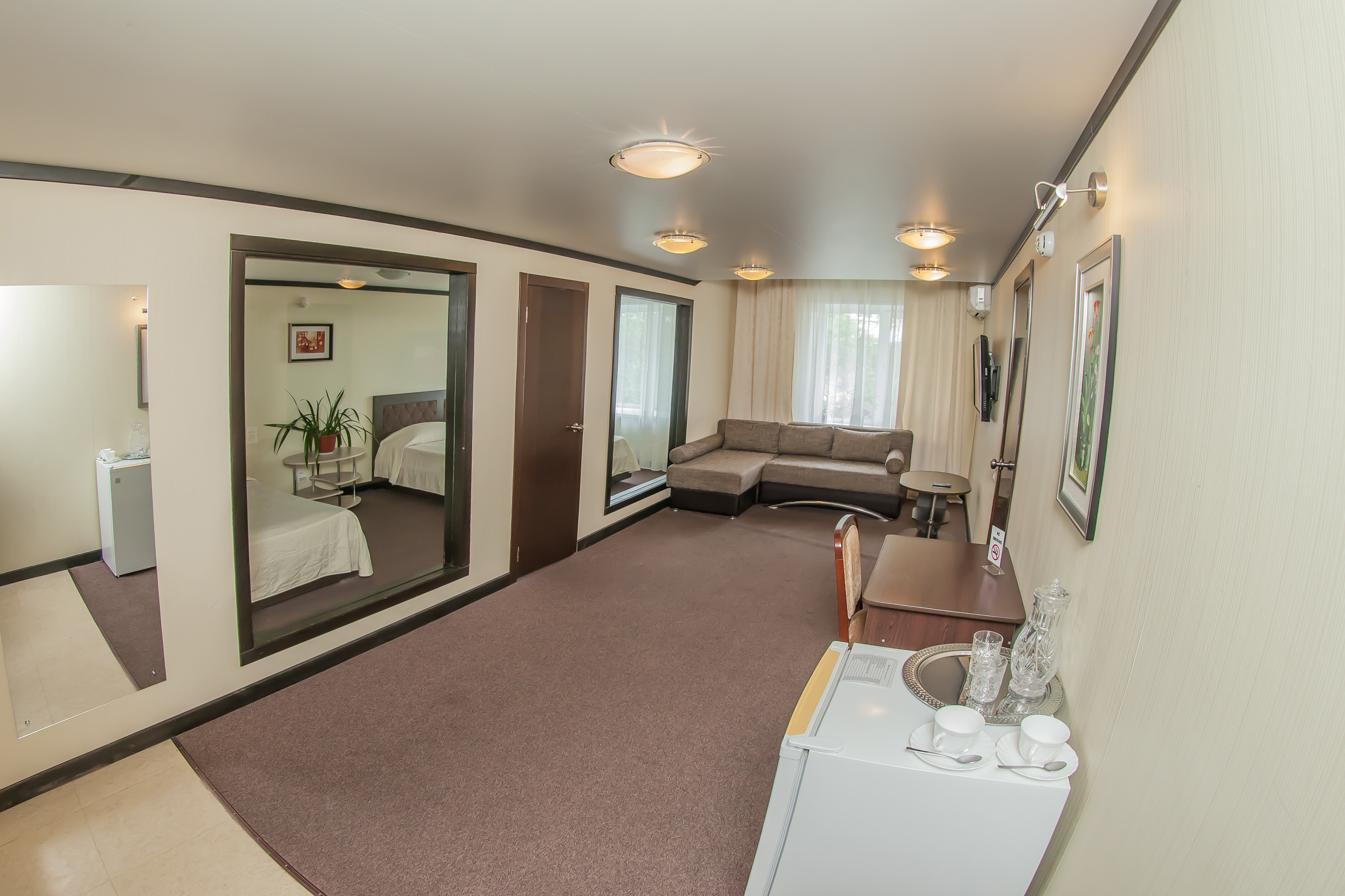 301 2-х местный номер "Люкс"