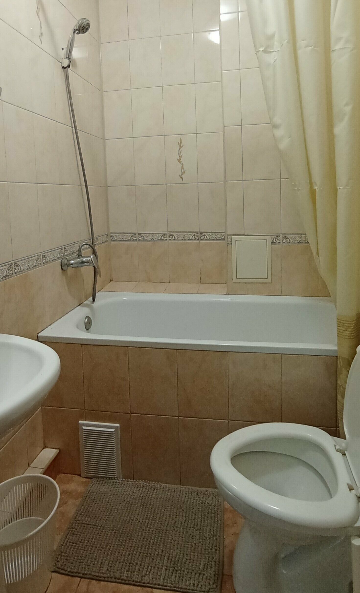 Четырехместный номер стандарт 2(1+1)+диван