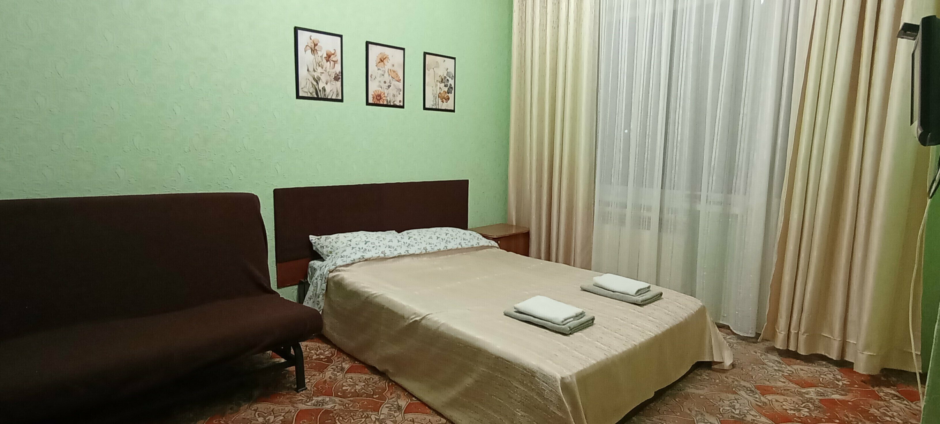 Четырехместный номер стандарт 2(1+1)+диван
