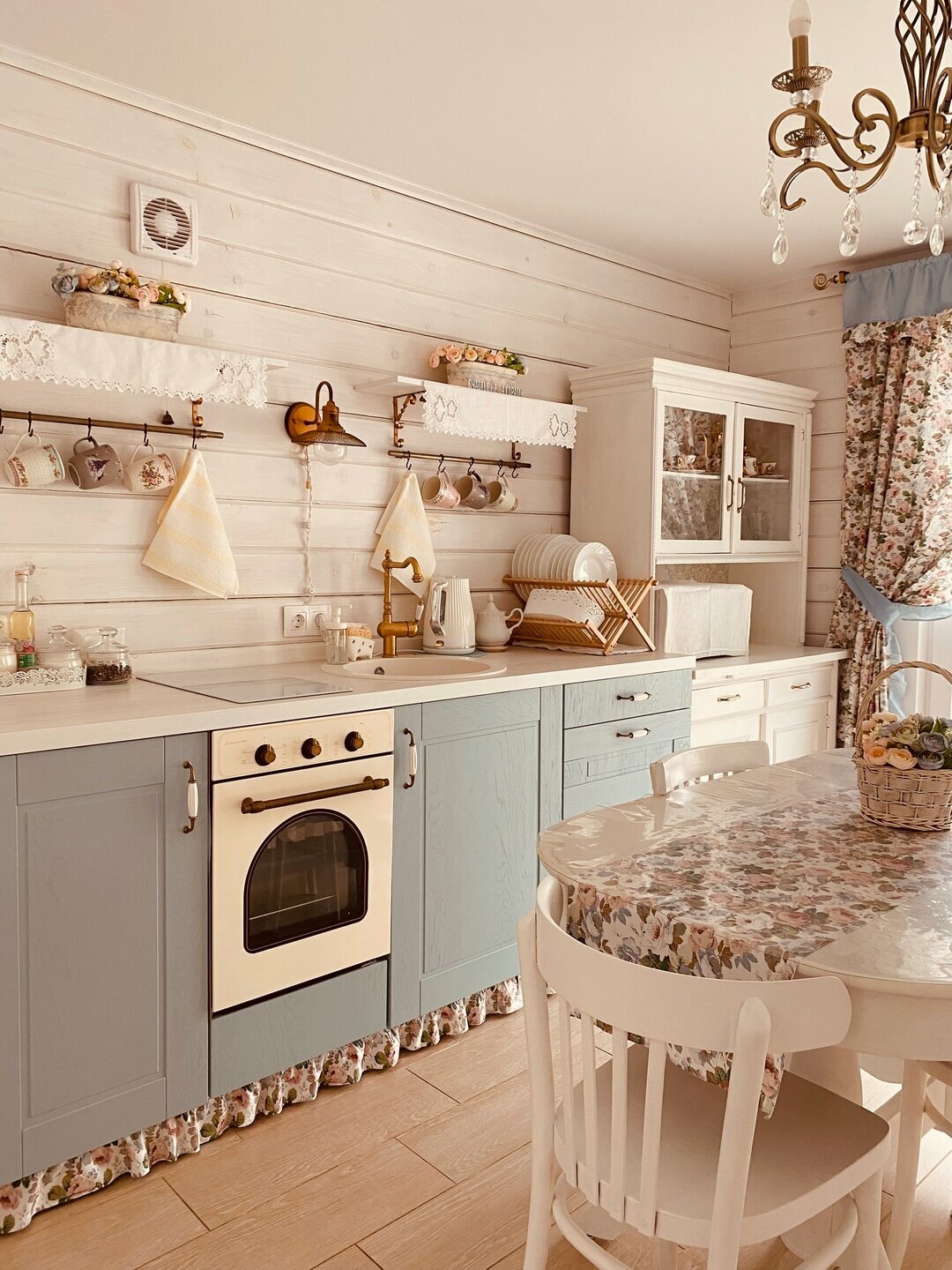 Гостевой дом с авторским дизайном в стиле "Прованс"