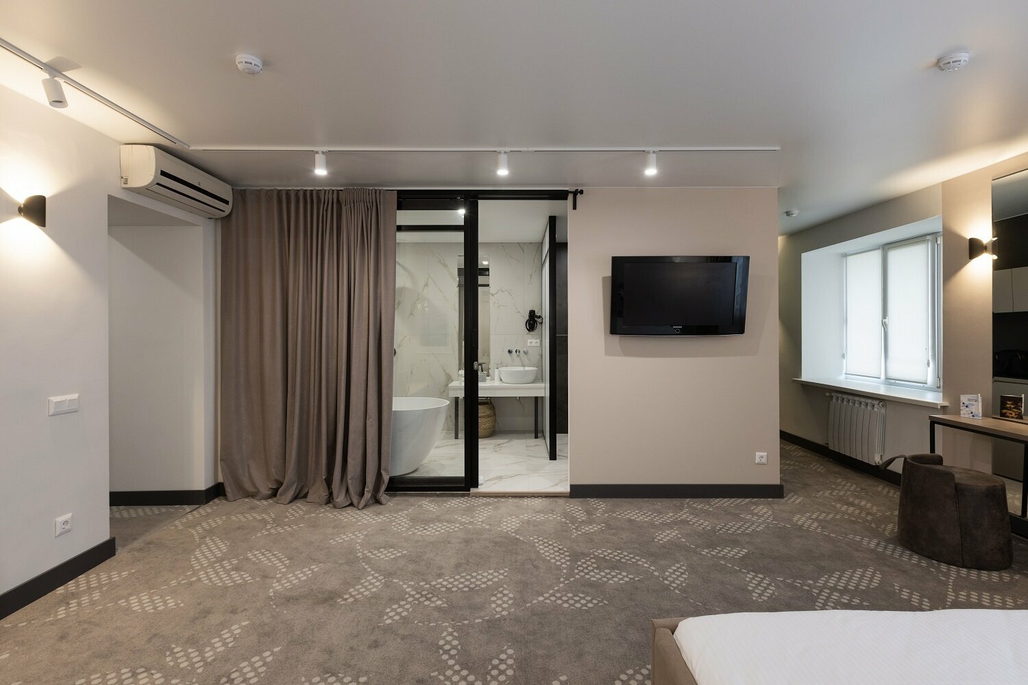 Люкс Модерн №1