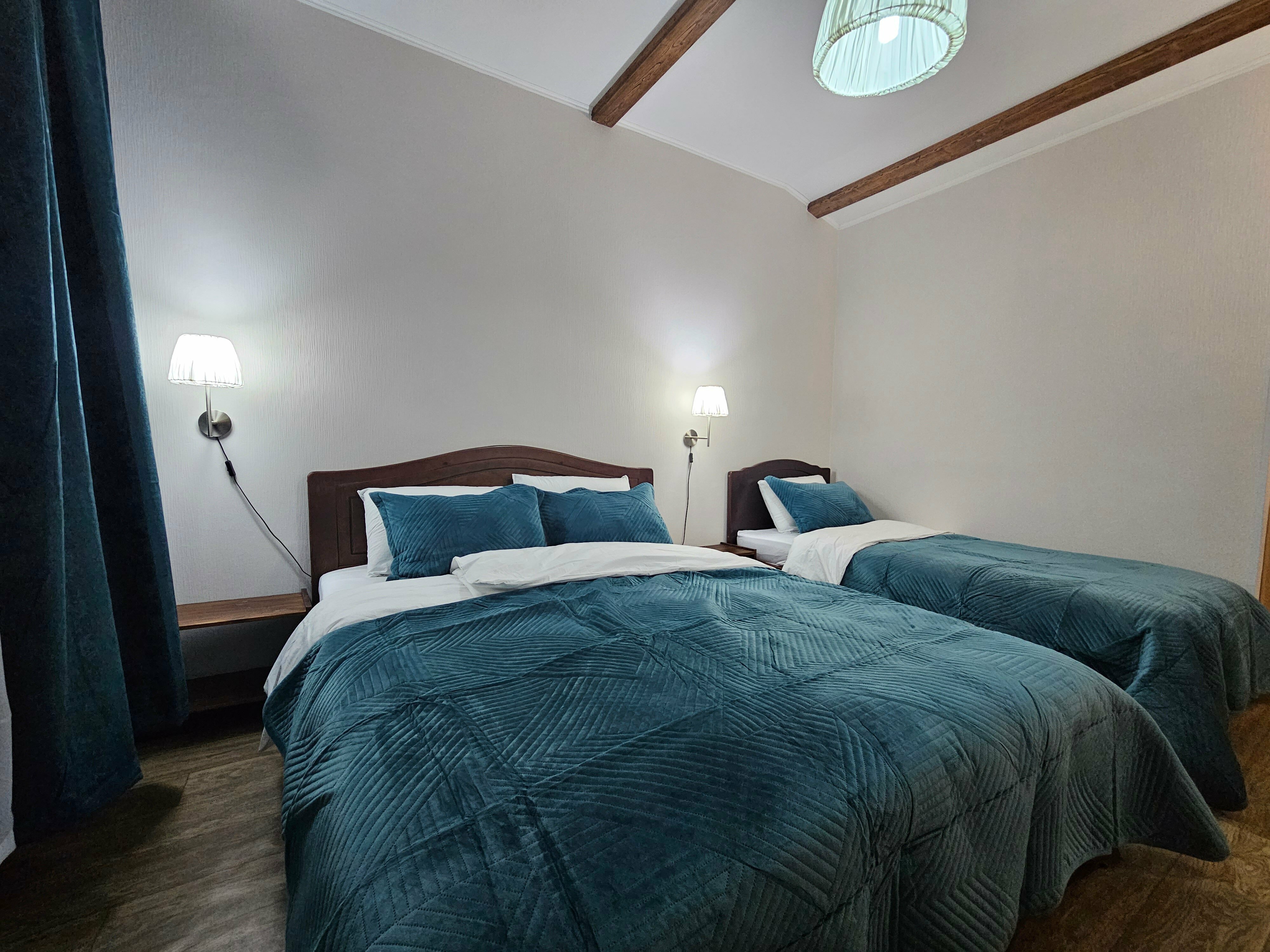 Улучшенный трехместный номер