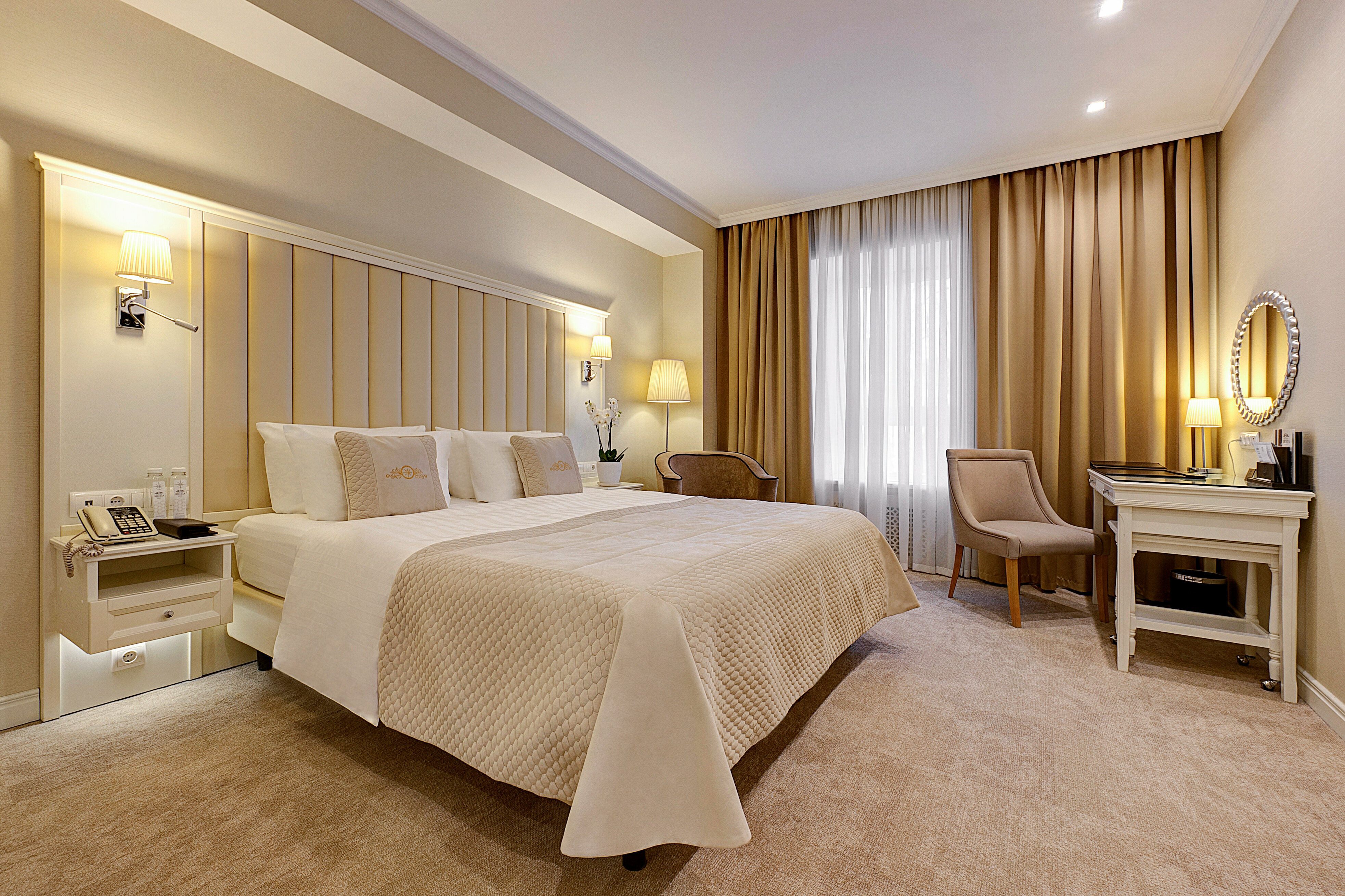 Двухместный номер с 1 кроватью или 2 отдельными кроватями и дополнительной кроватью