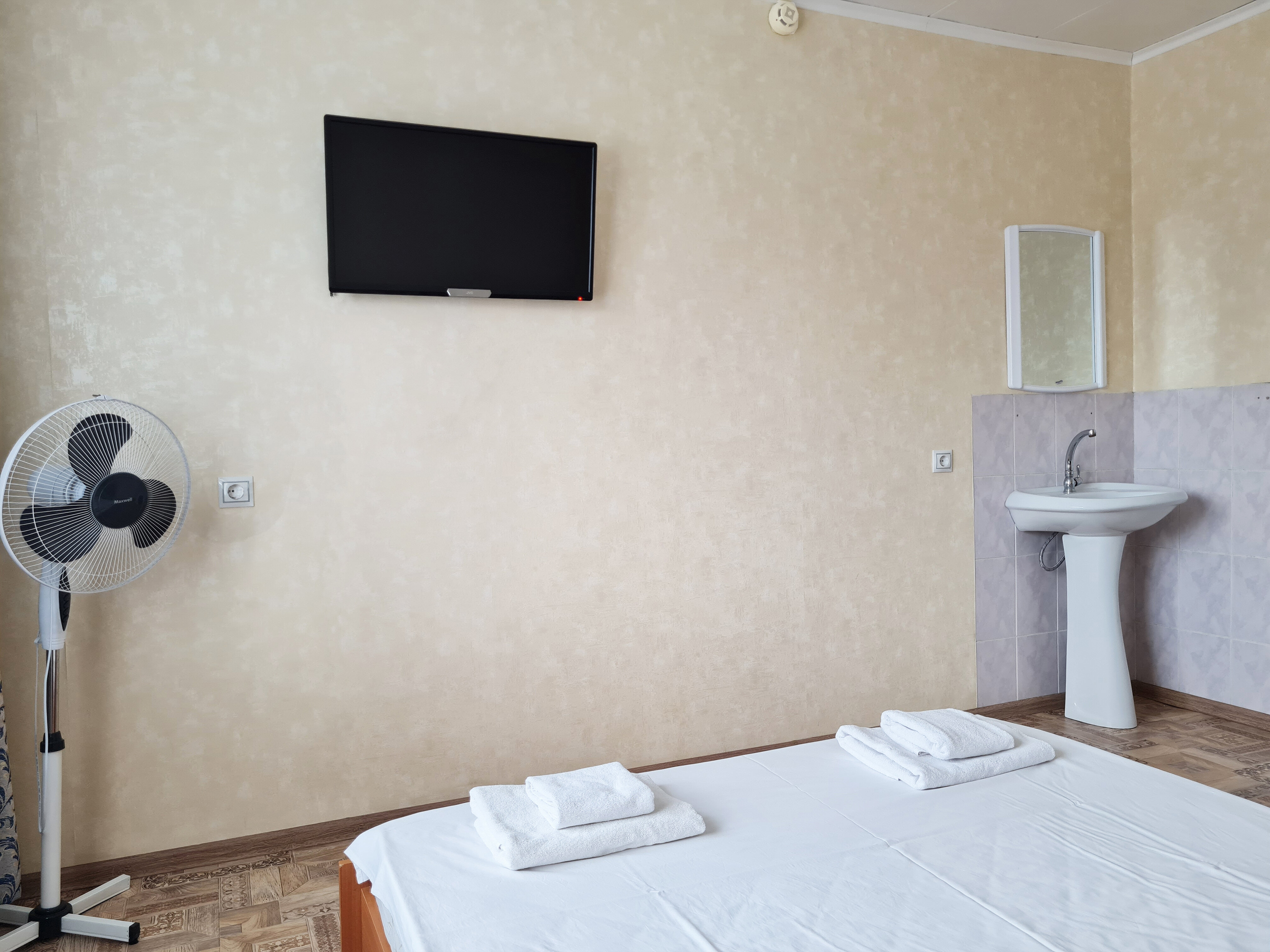 Двухместный номер эконом-класса с 1 кроватью