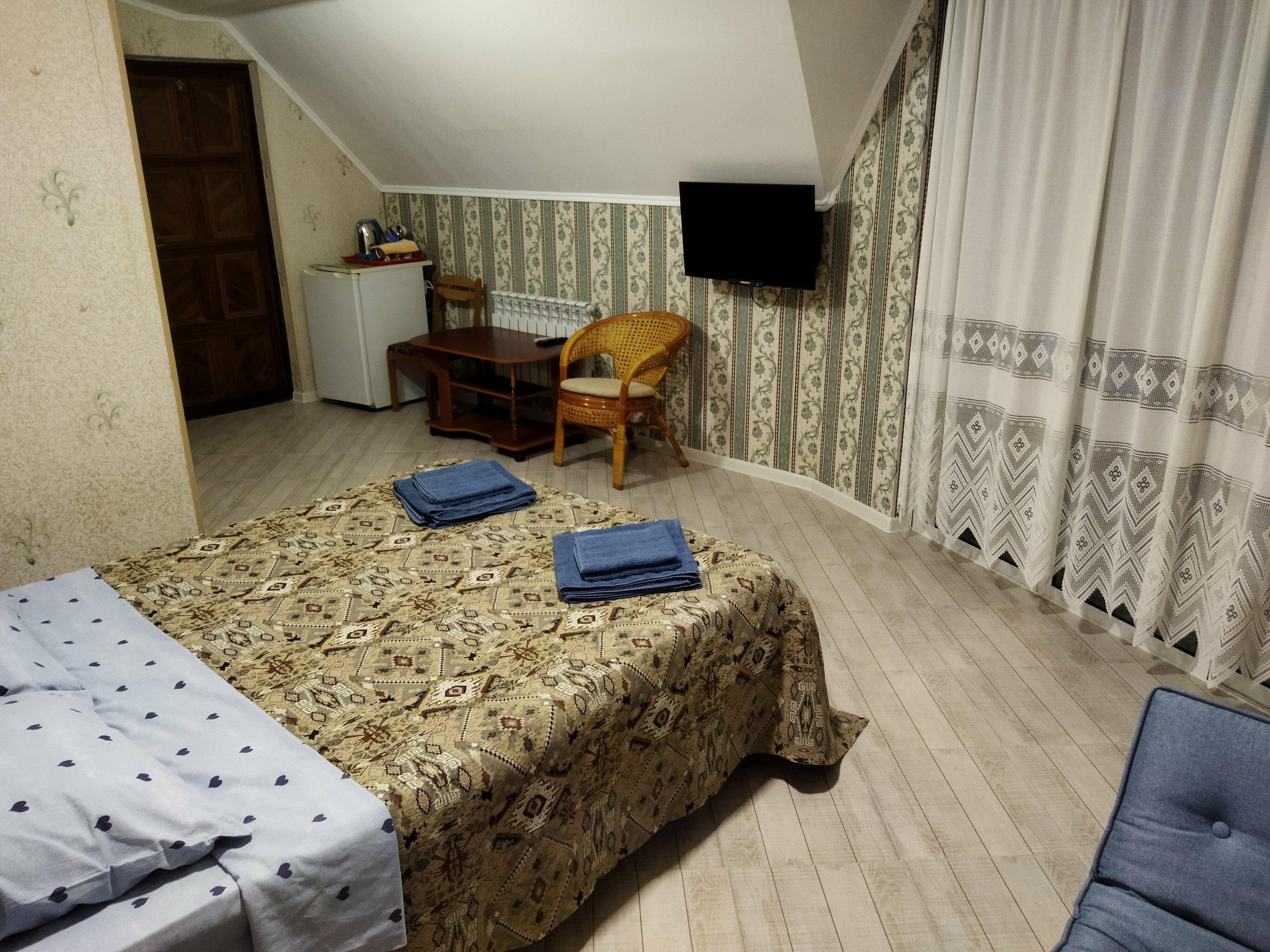 № 5 С балконом на море