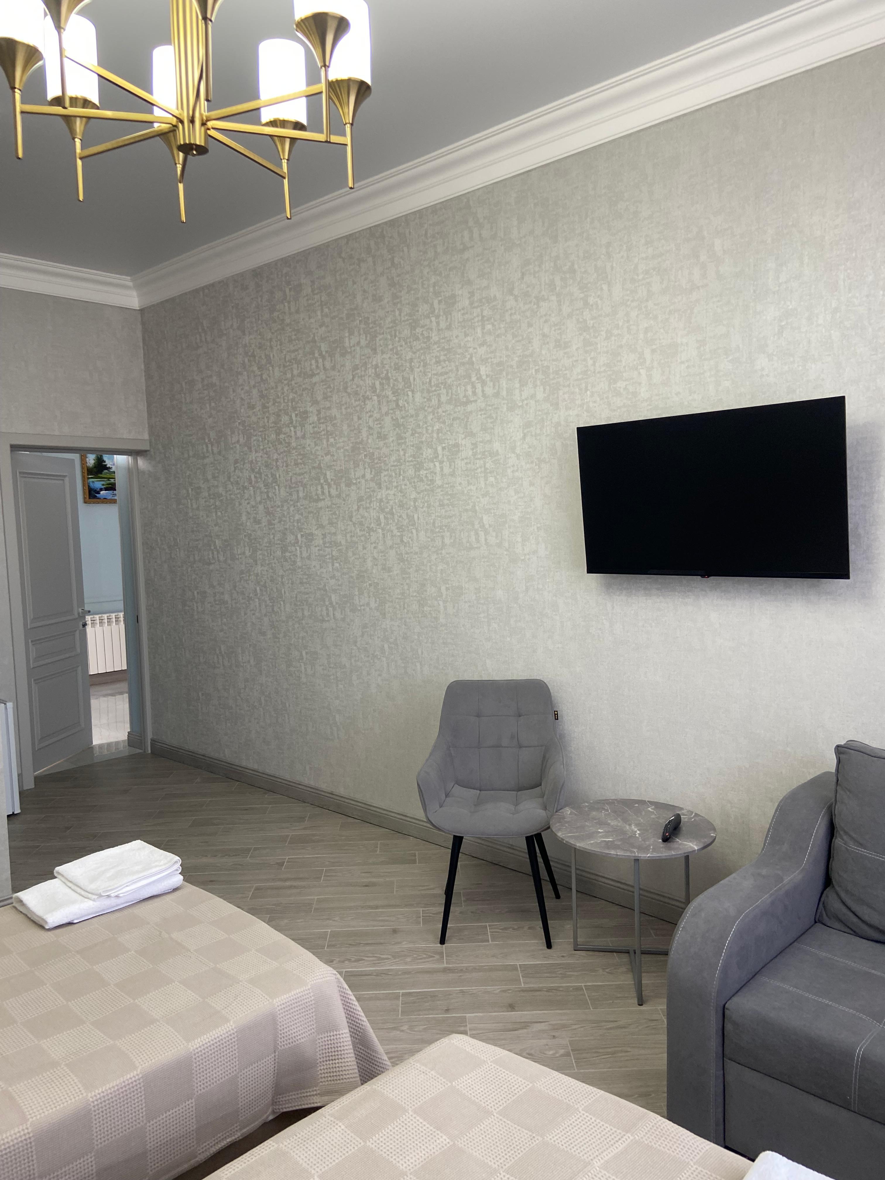 Улучшенный трехместный номер