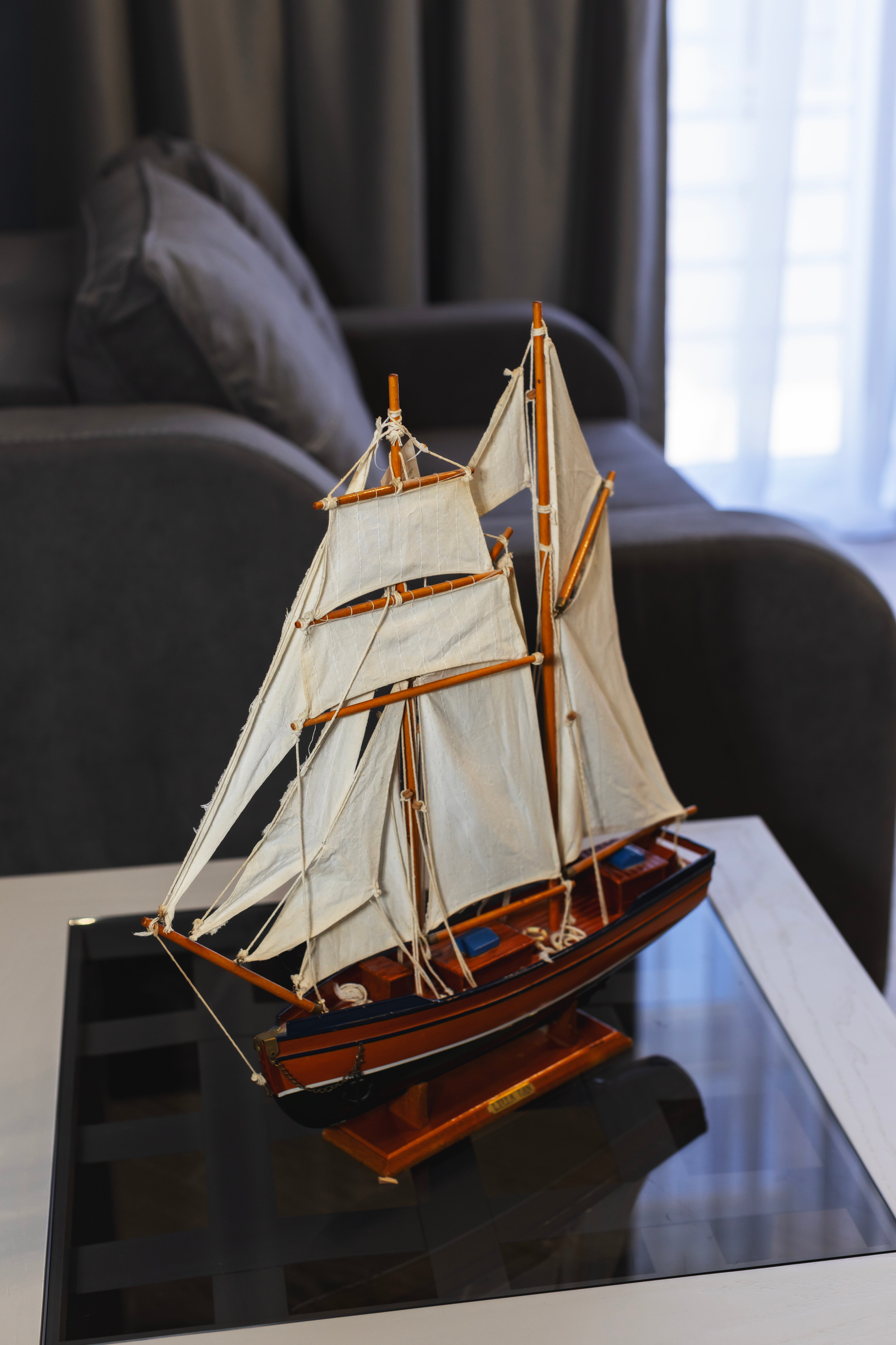 Улучшенный трехместный номер с видом на море