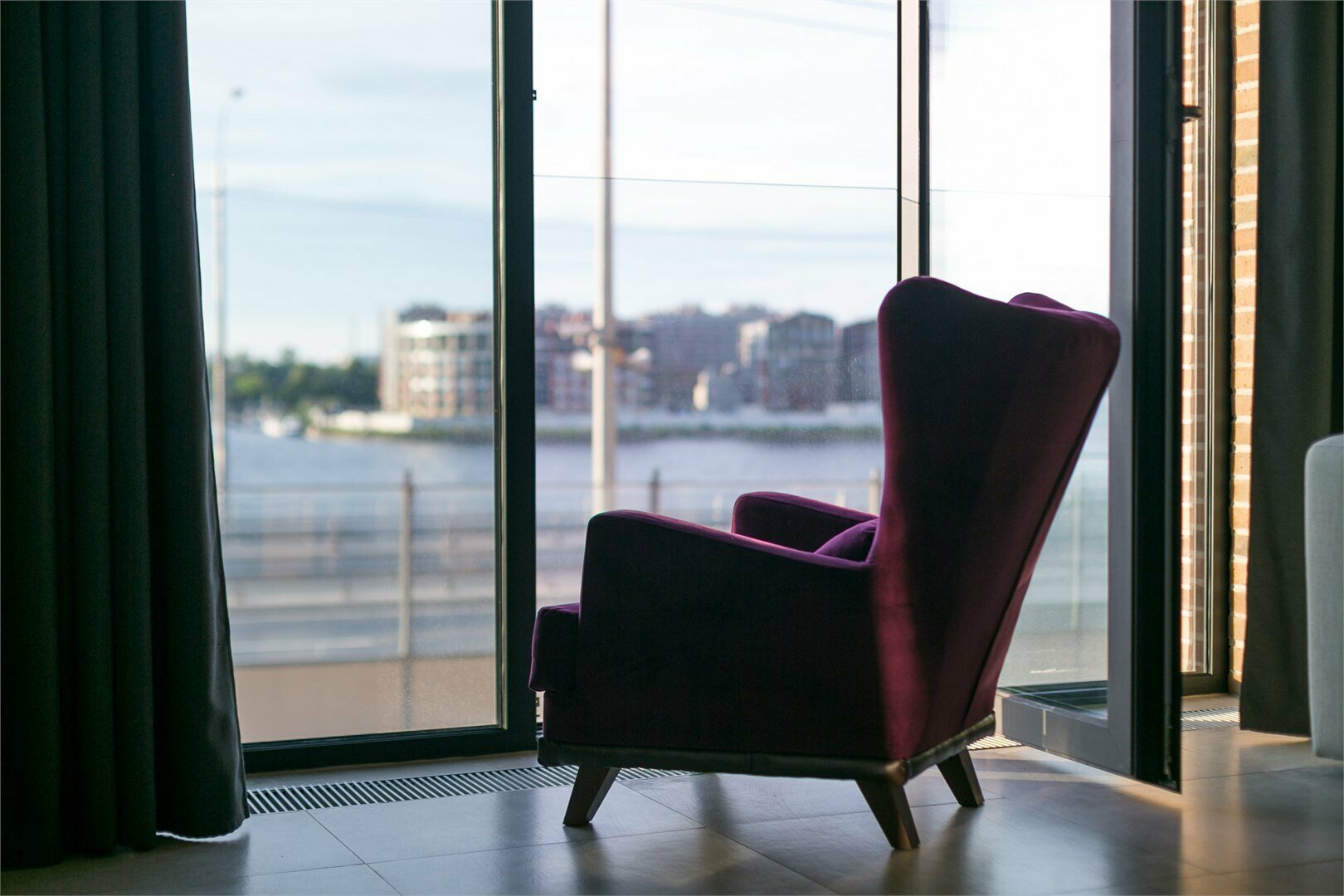 Family апартамент для 6-ти гостей с видом на реку