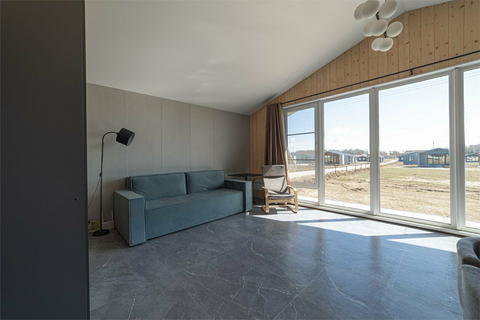 БАРН большой