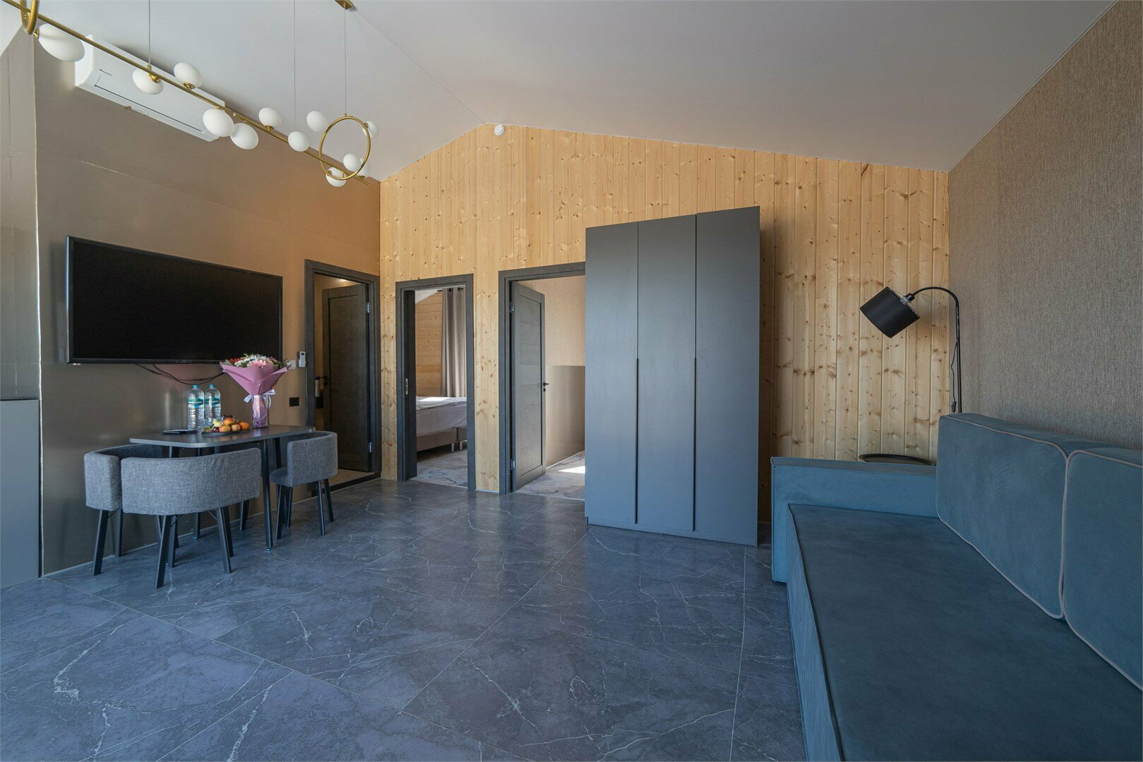 БАРН большой