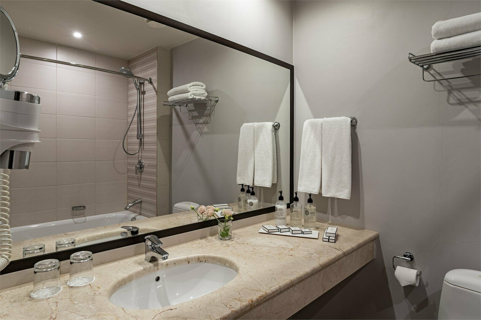 Представительский номер с одной большой или двумя раздельными кроватями