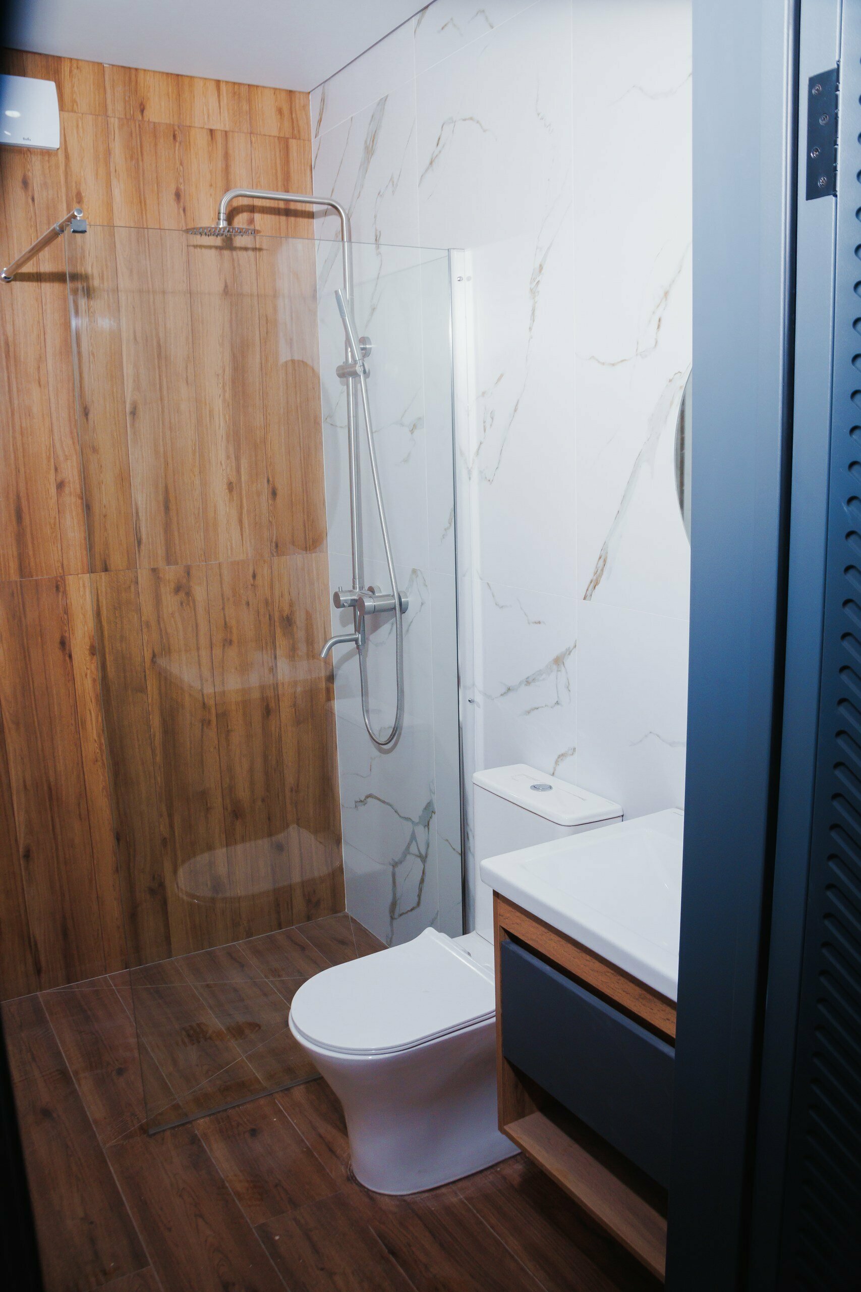 Трехместный номер Deluxe с балконом