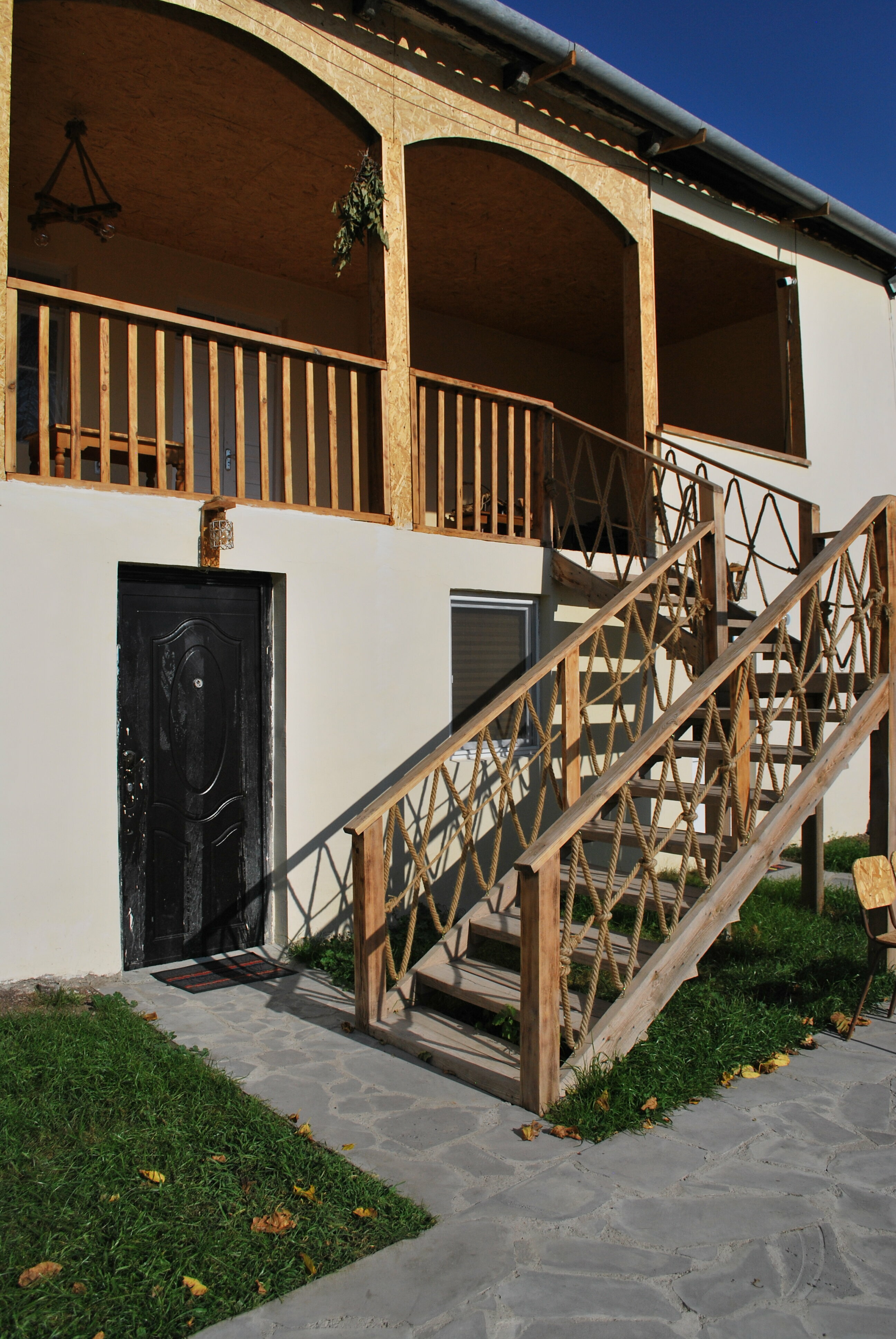 Койко-место в номере с видом на горы с четырьмя кроватями