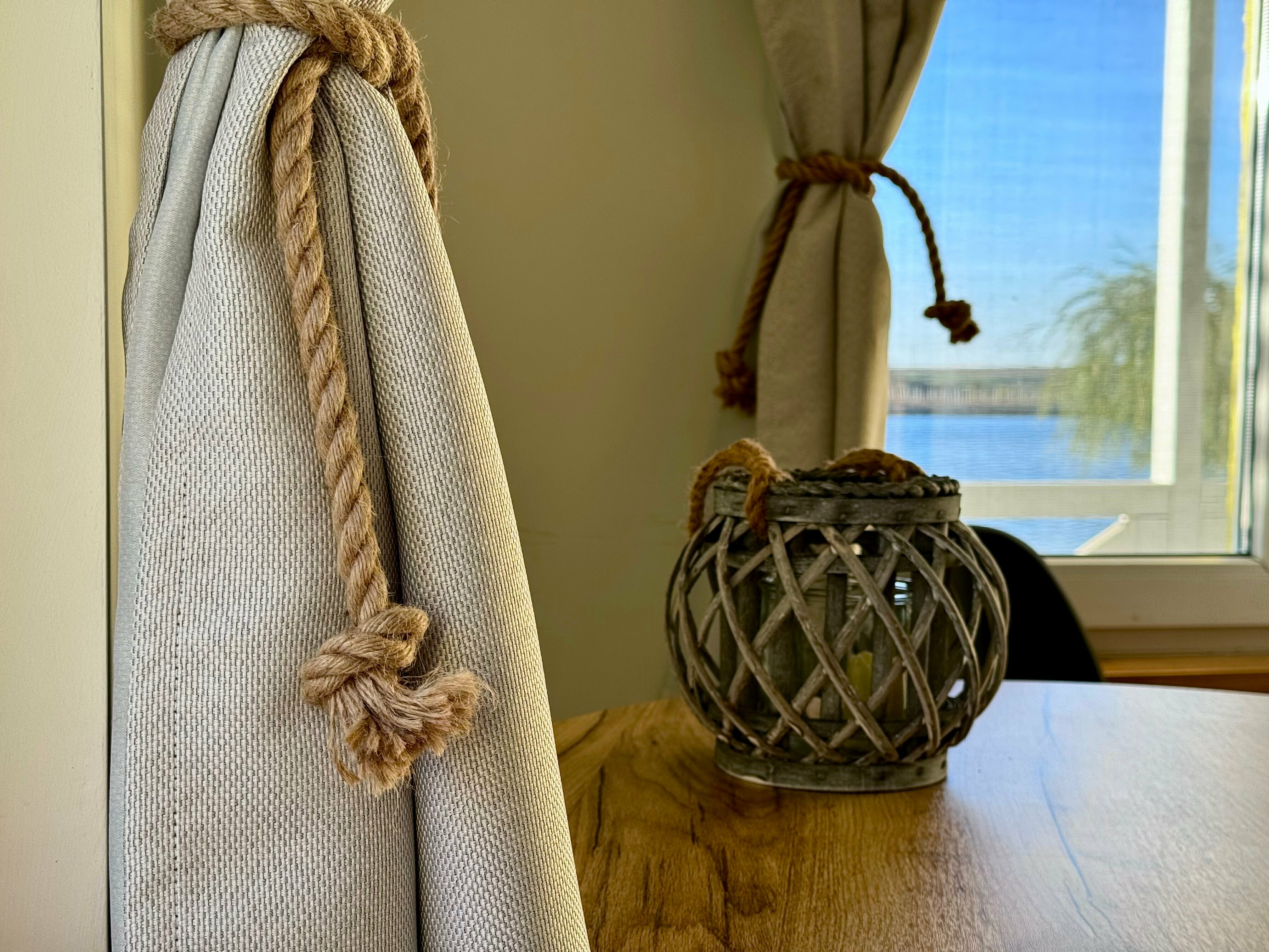 Бунгало желтый