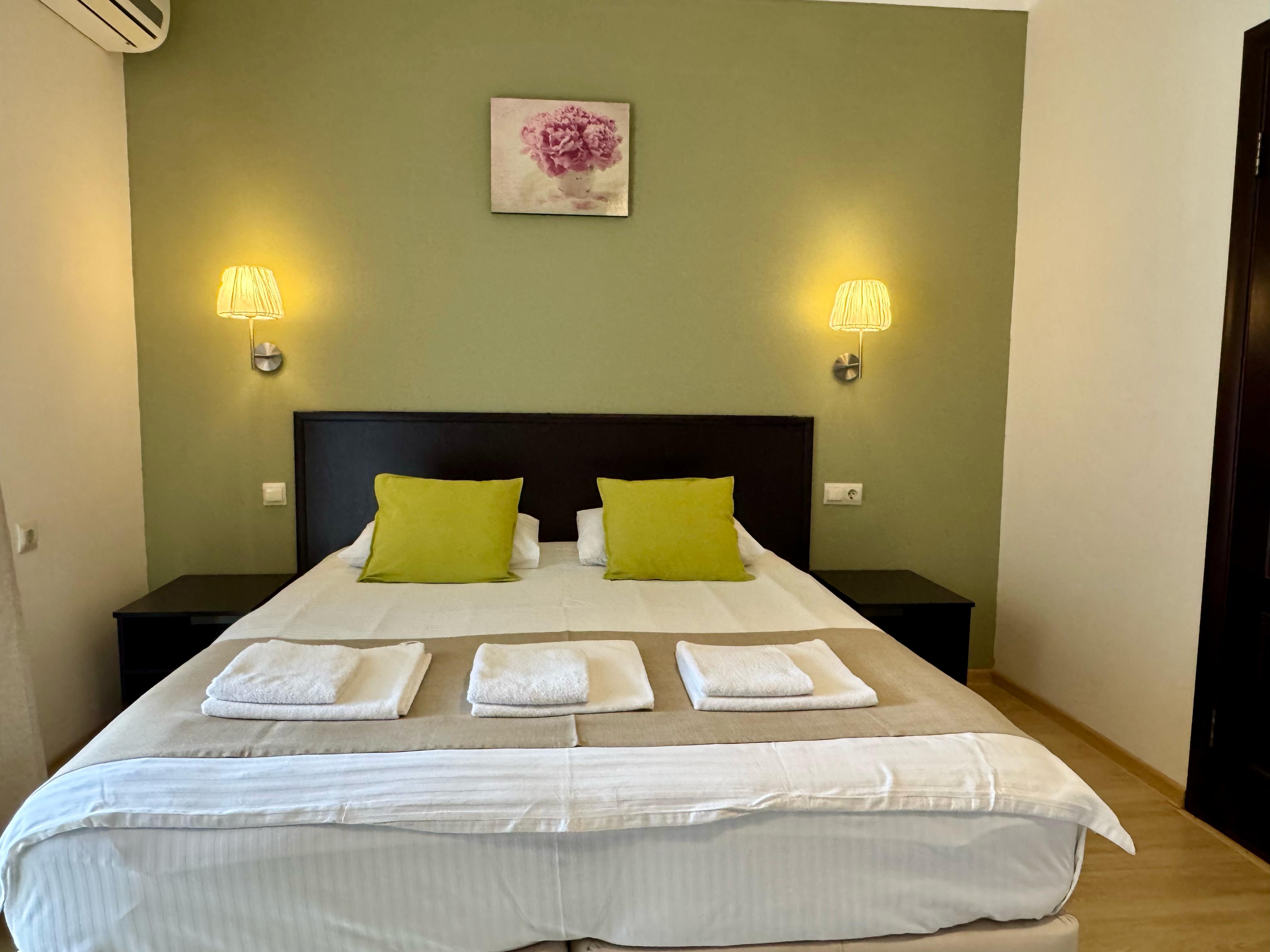 Трёхместный с террасой