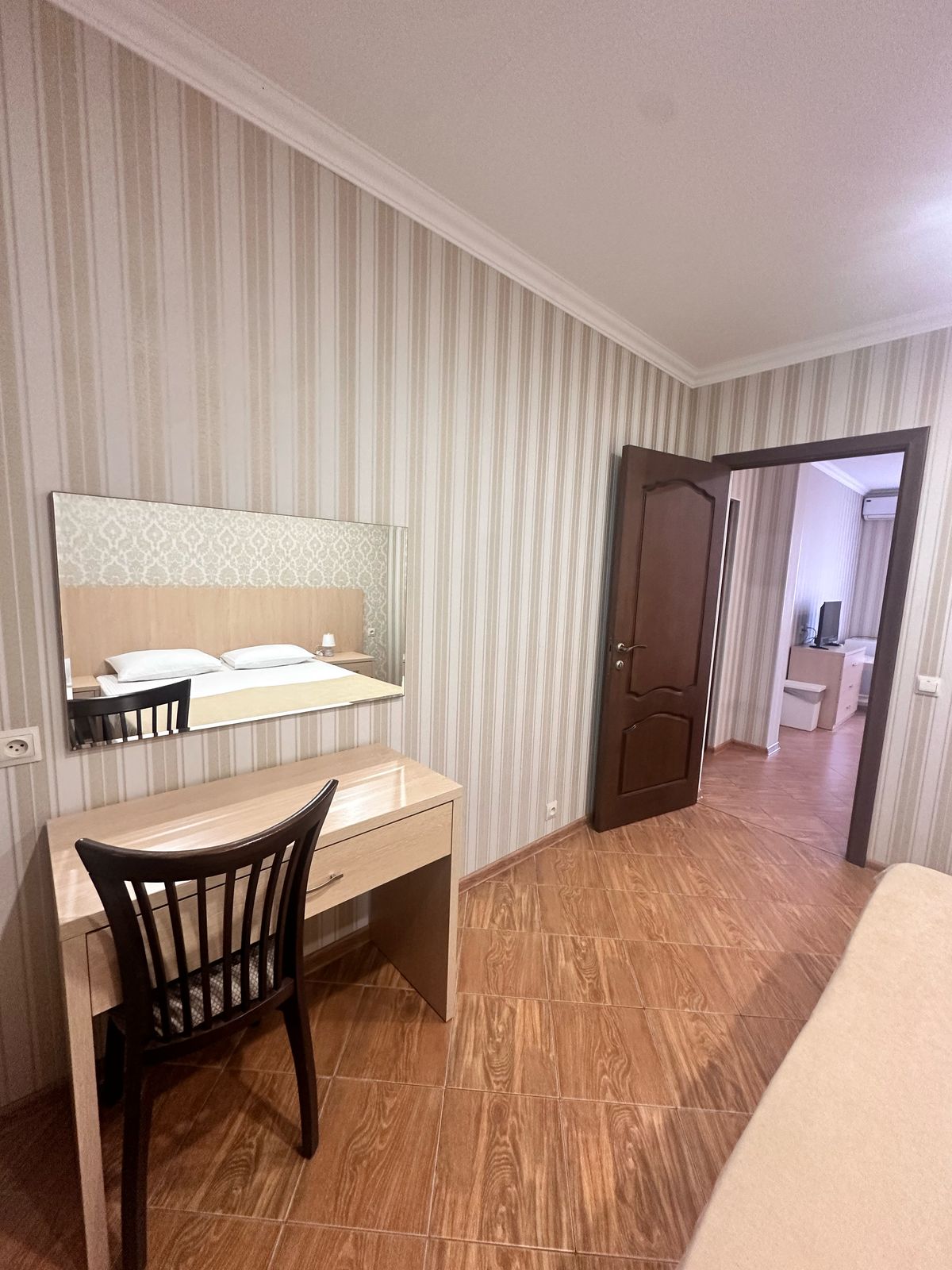 Четырехместный номер с душем