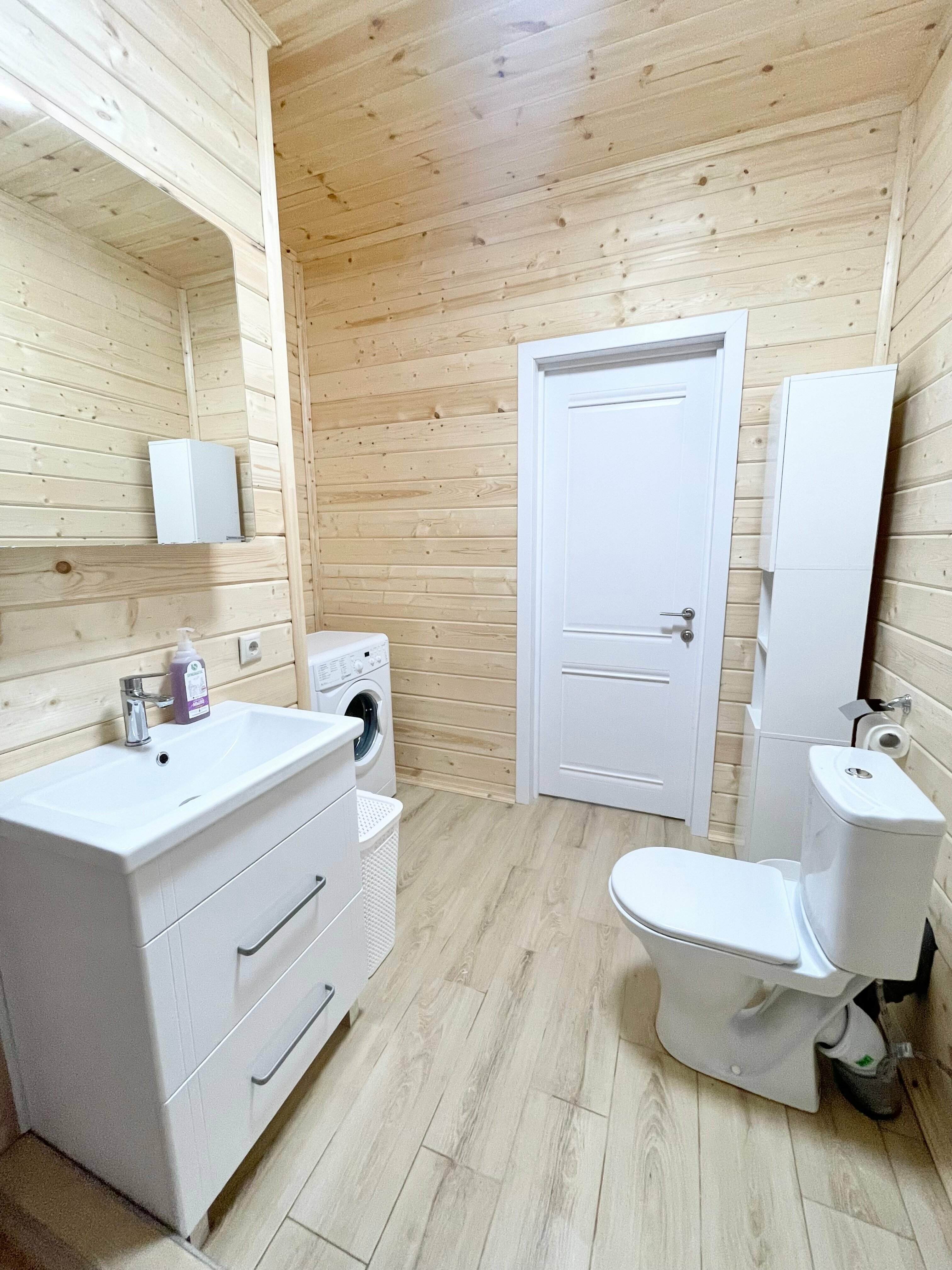 Дом с видом на озеро