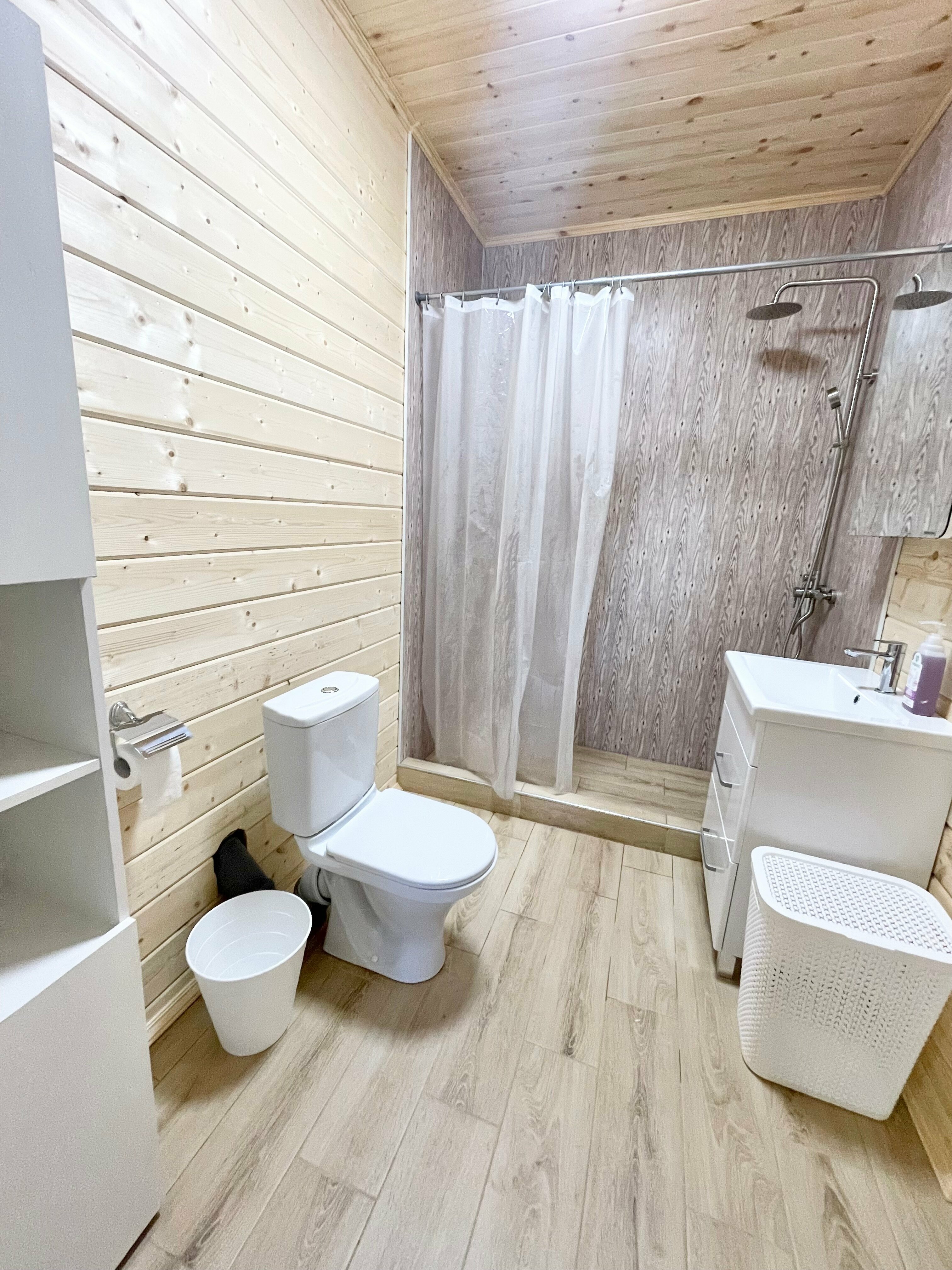 Дом с видом на озеро