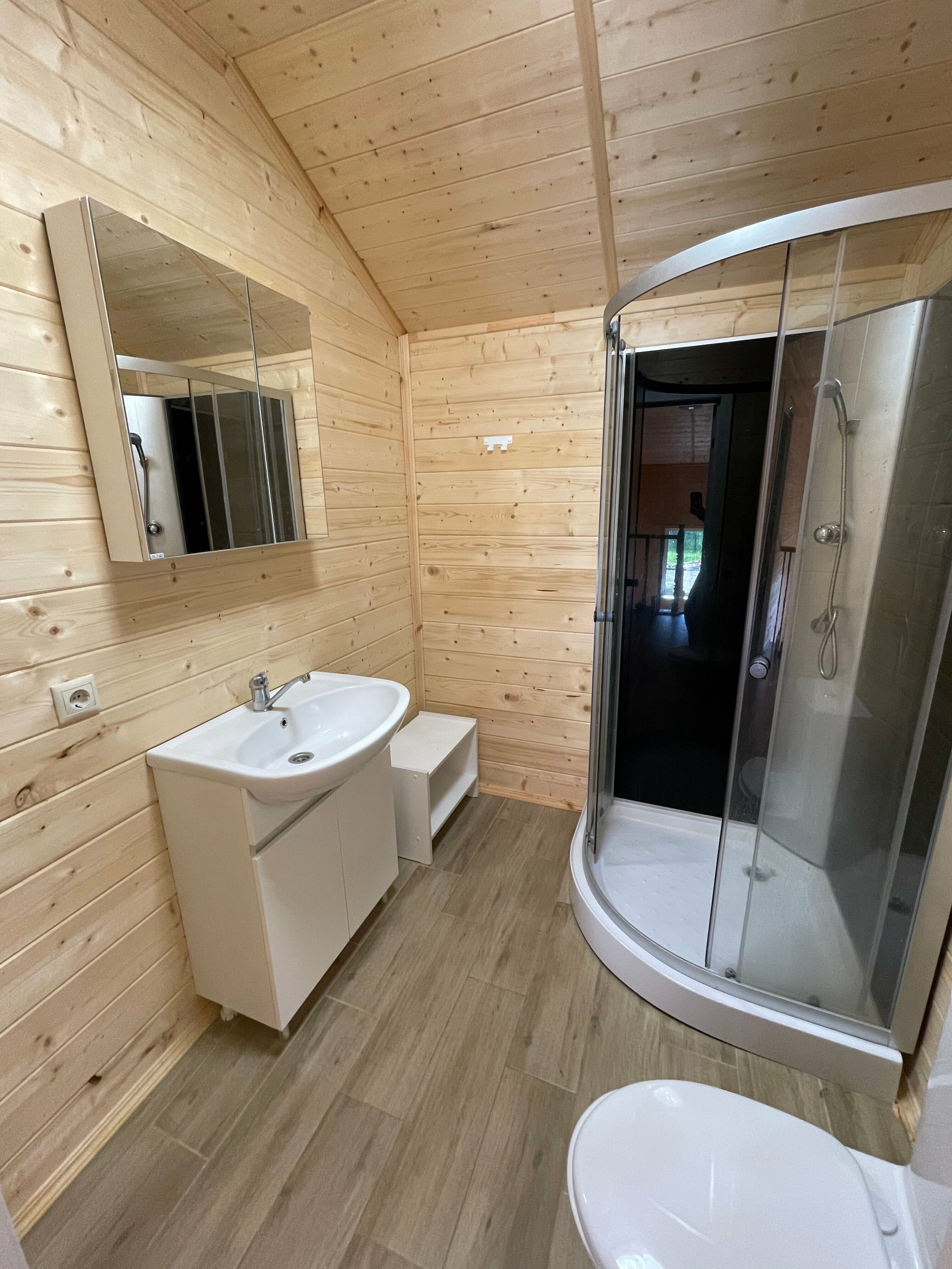 Дом с видом на озеро