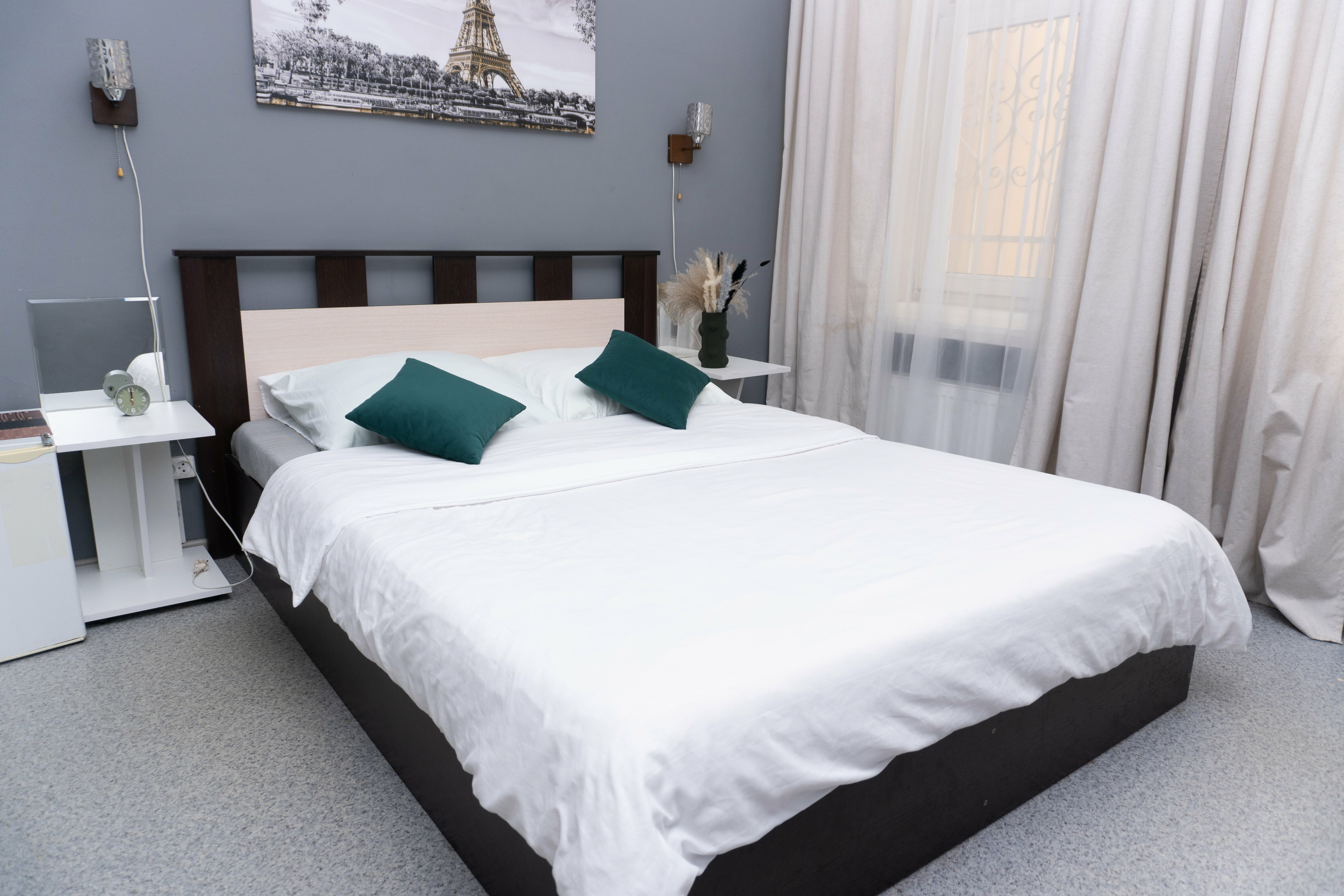 Семейный номер с общей ванной комнатой