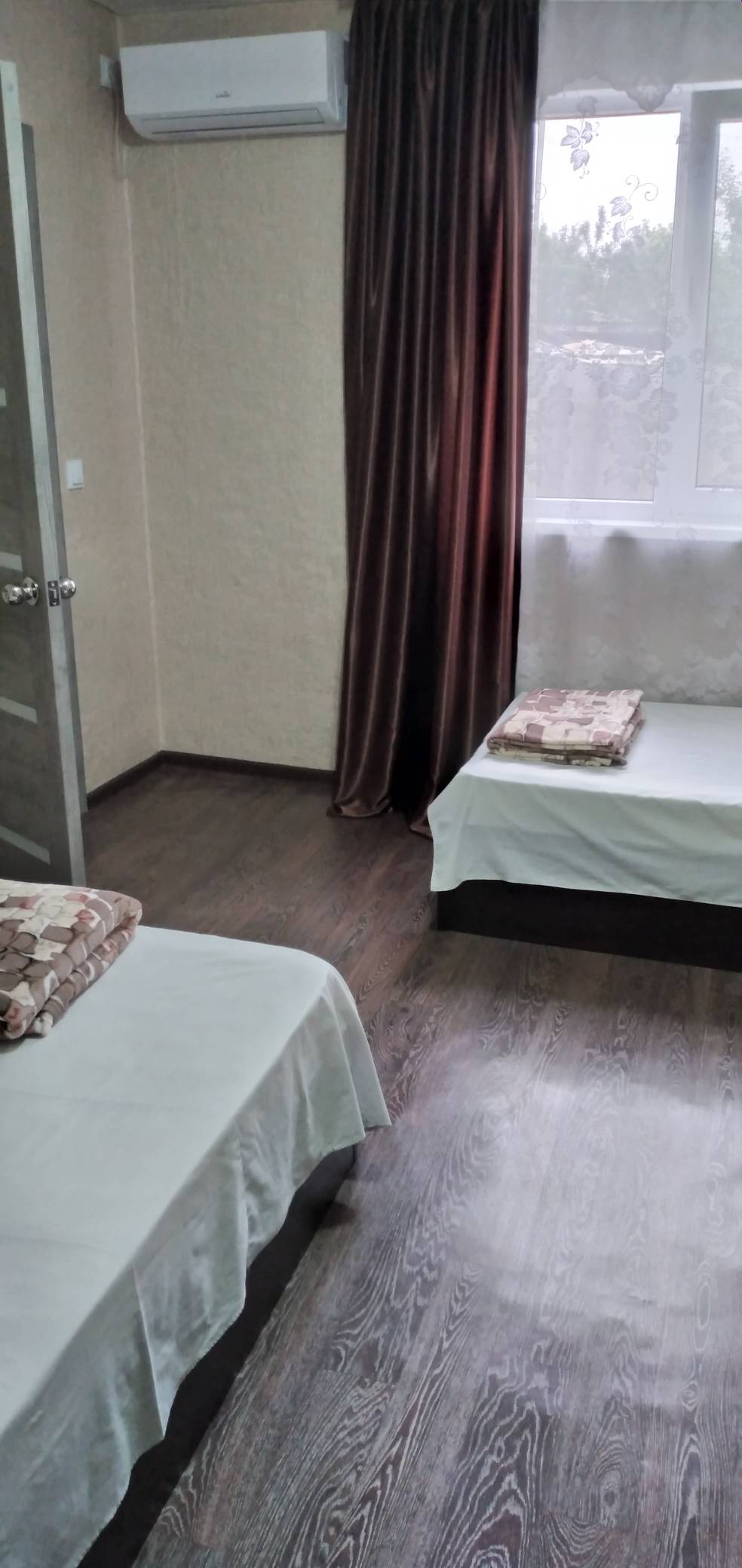 Четырехместный номер люкс с отдельным входом