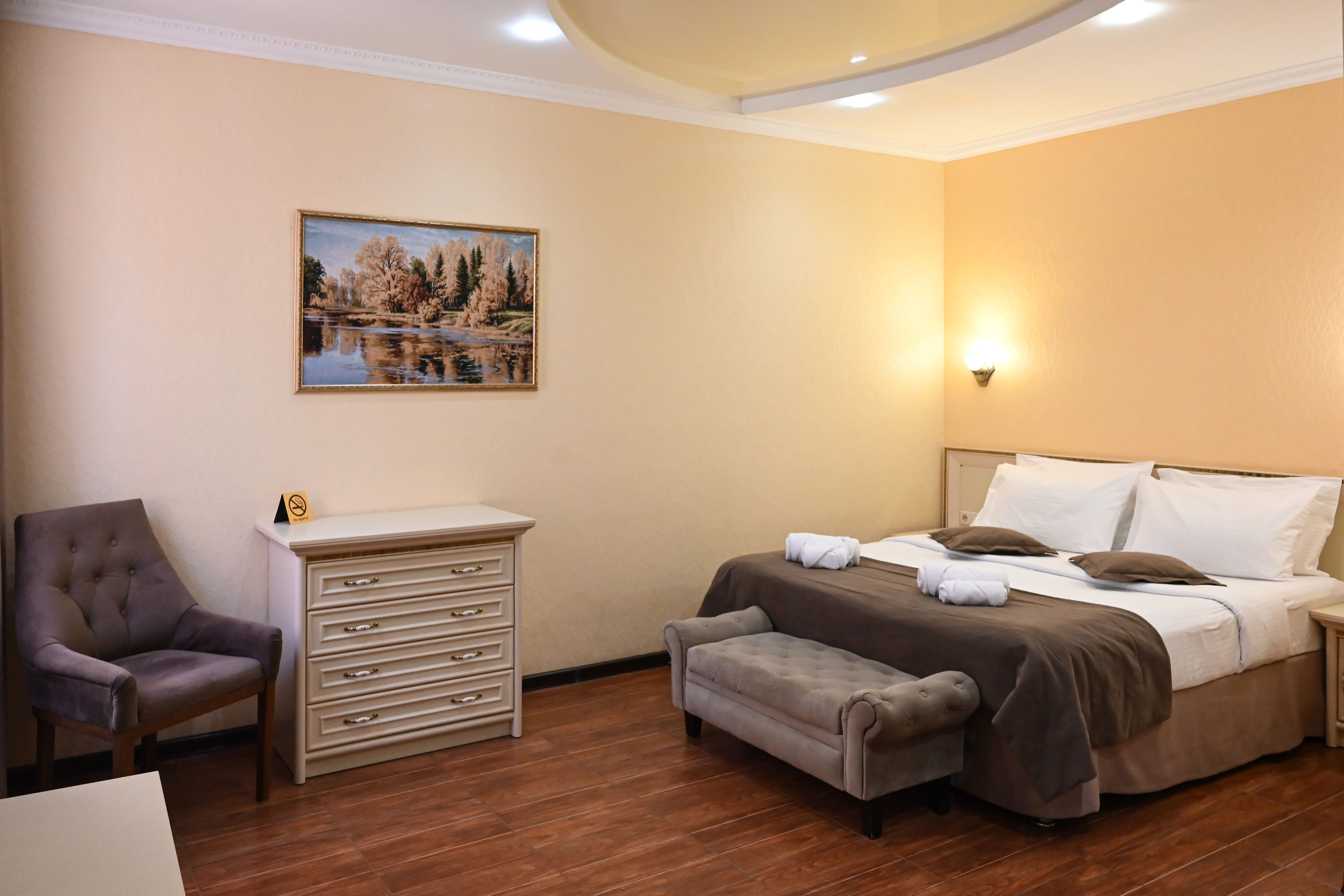 Номер-студия Делюкс с кроватью размера «king-size»