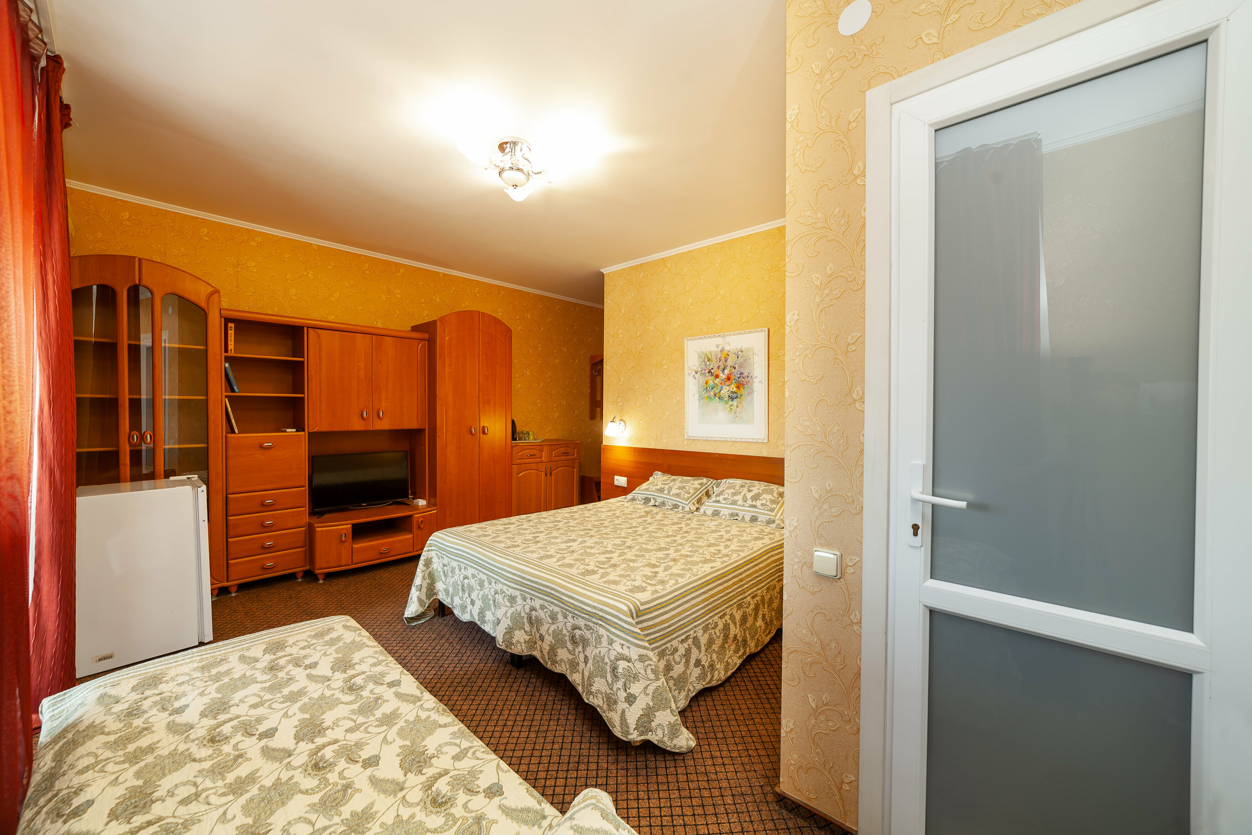 Двухкомнатный Люкс-Коннект с терассой и видом на горы