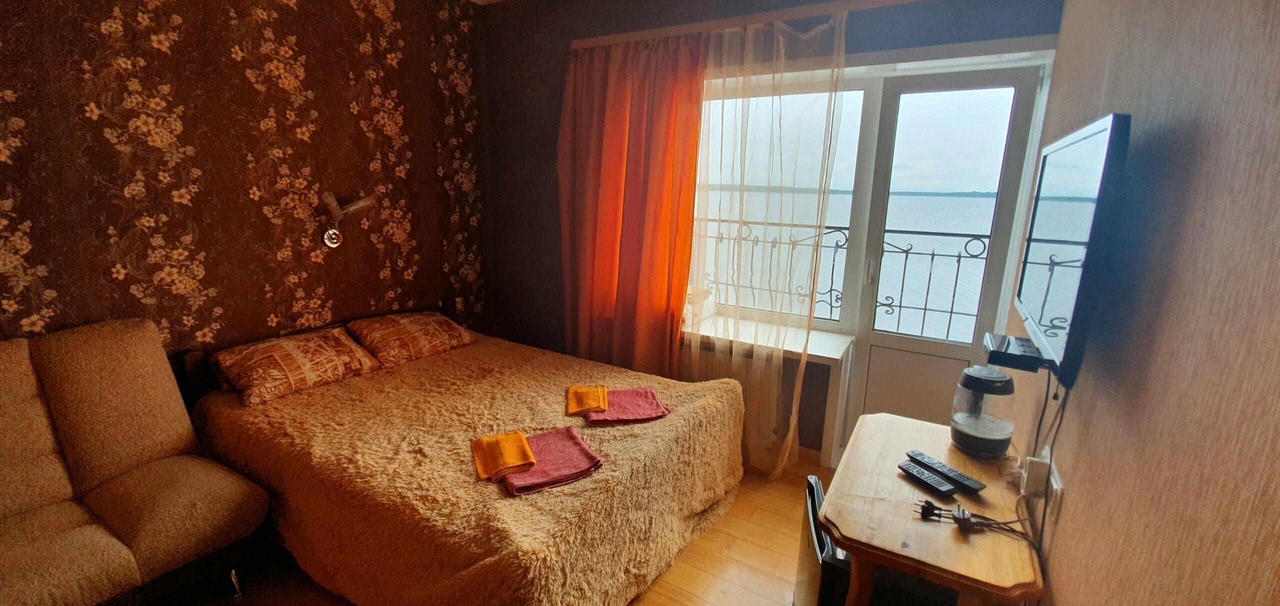 Двухместный номер с 1 кроватью и балконом