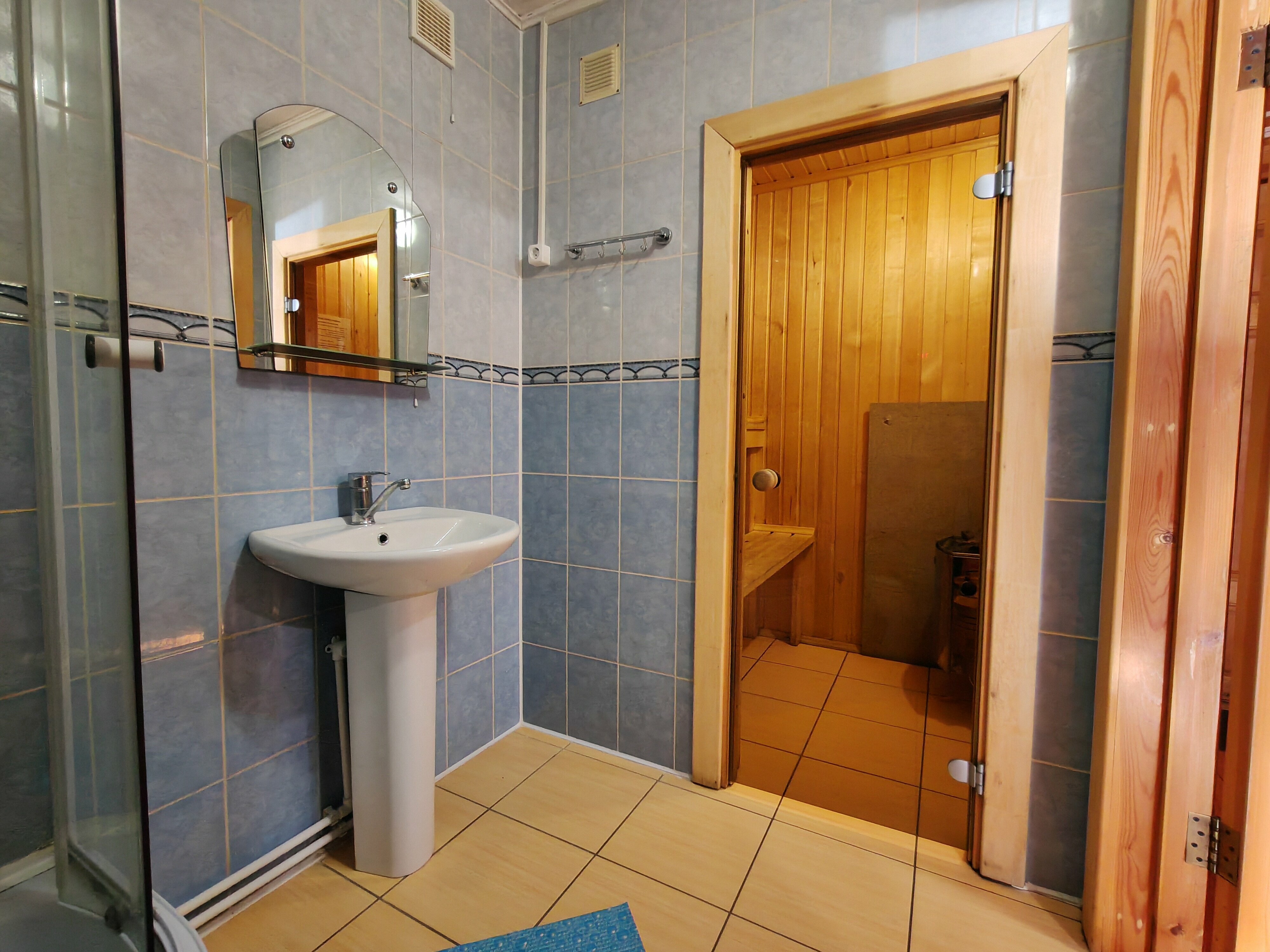 Люкс с сауной