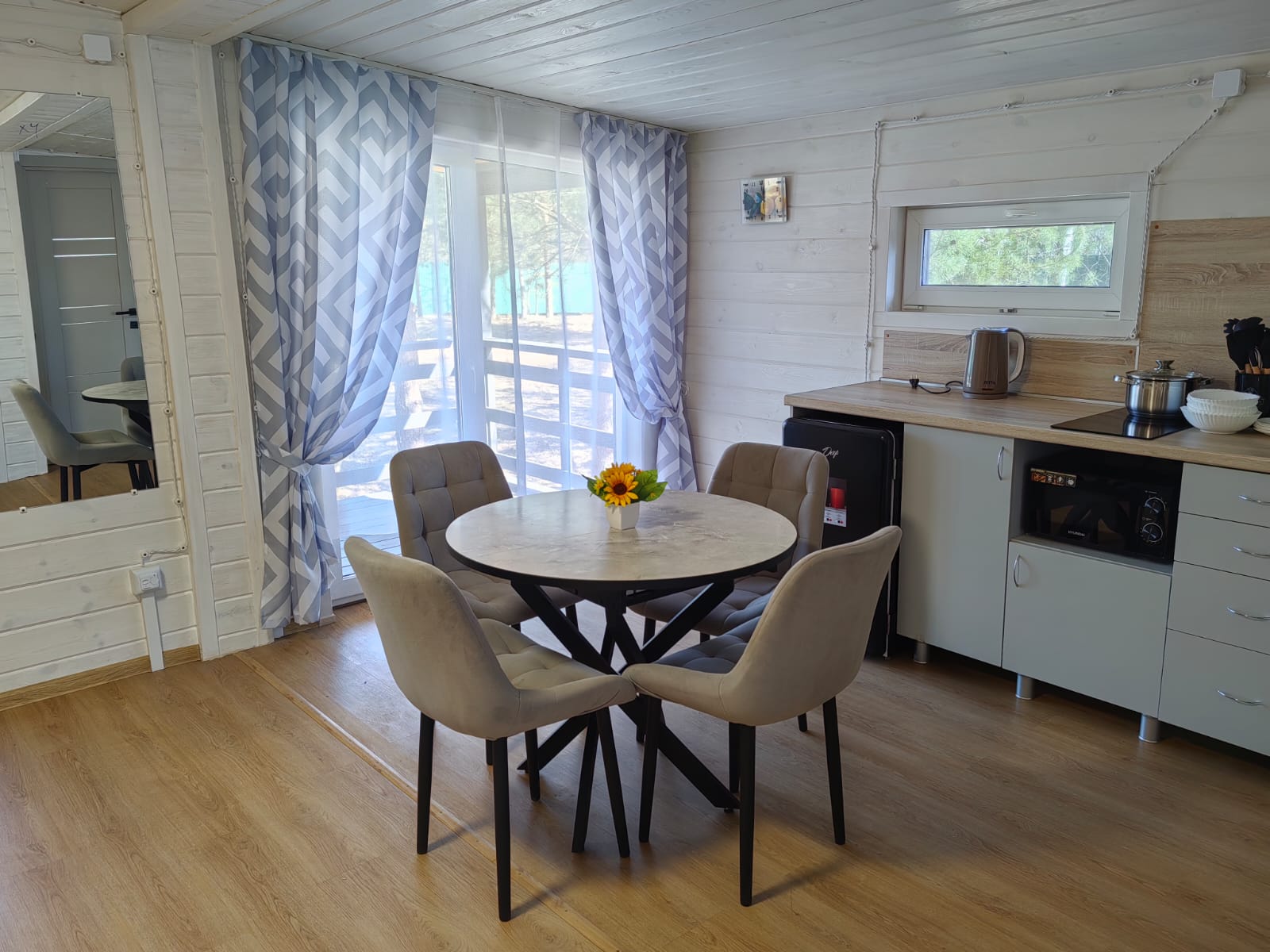 Коттедж с 2 спальнями на 4 человека