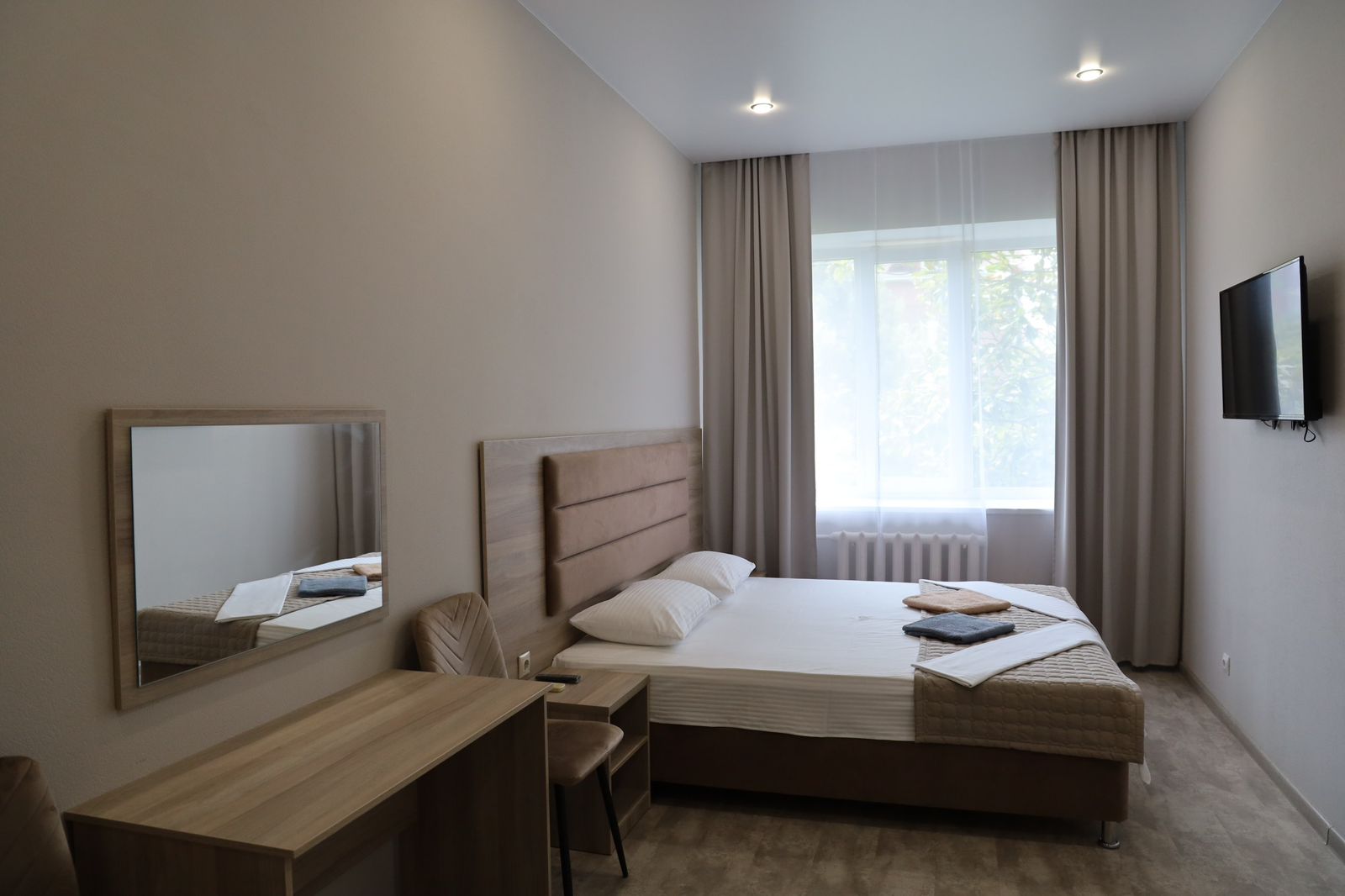 Номер с 2 кроватями размера «king-size»