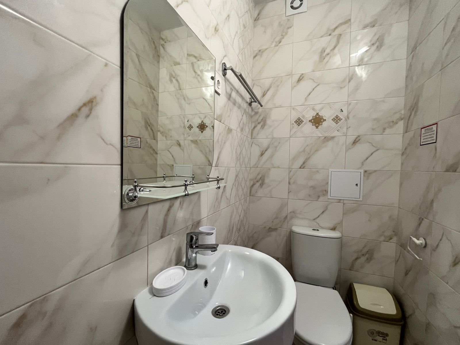 Двухкомнатный с кухней