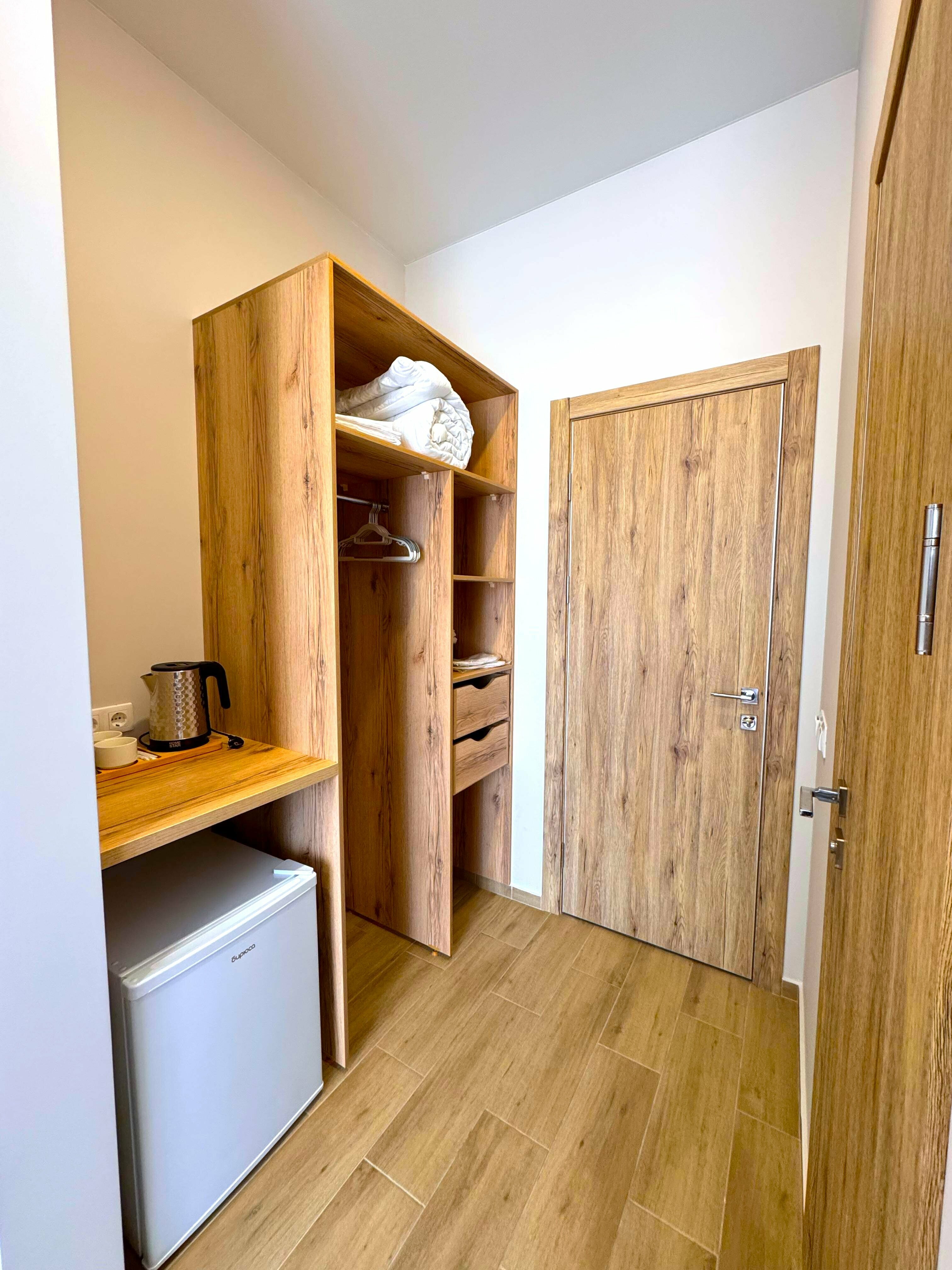 3-х местный стандарт с БАЛКОНОМ И ВИДОМ НА МОРЕ С ЗАВТРАКОМ