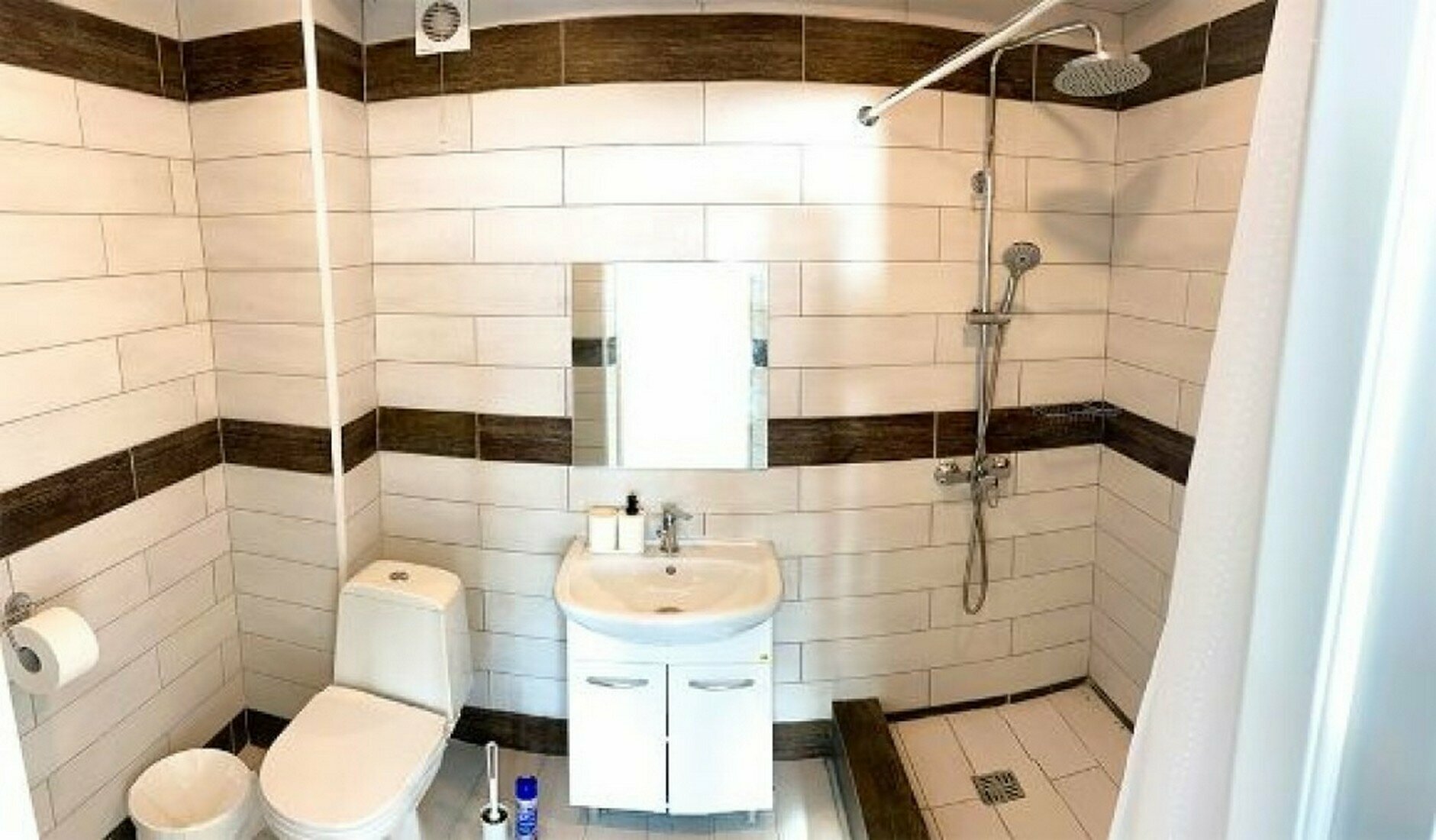 Семейный номер с видом на море