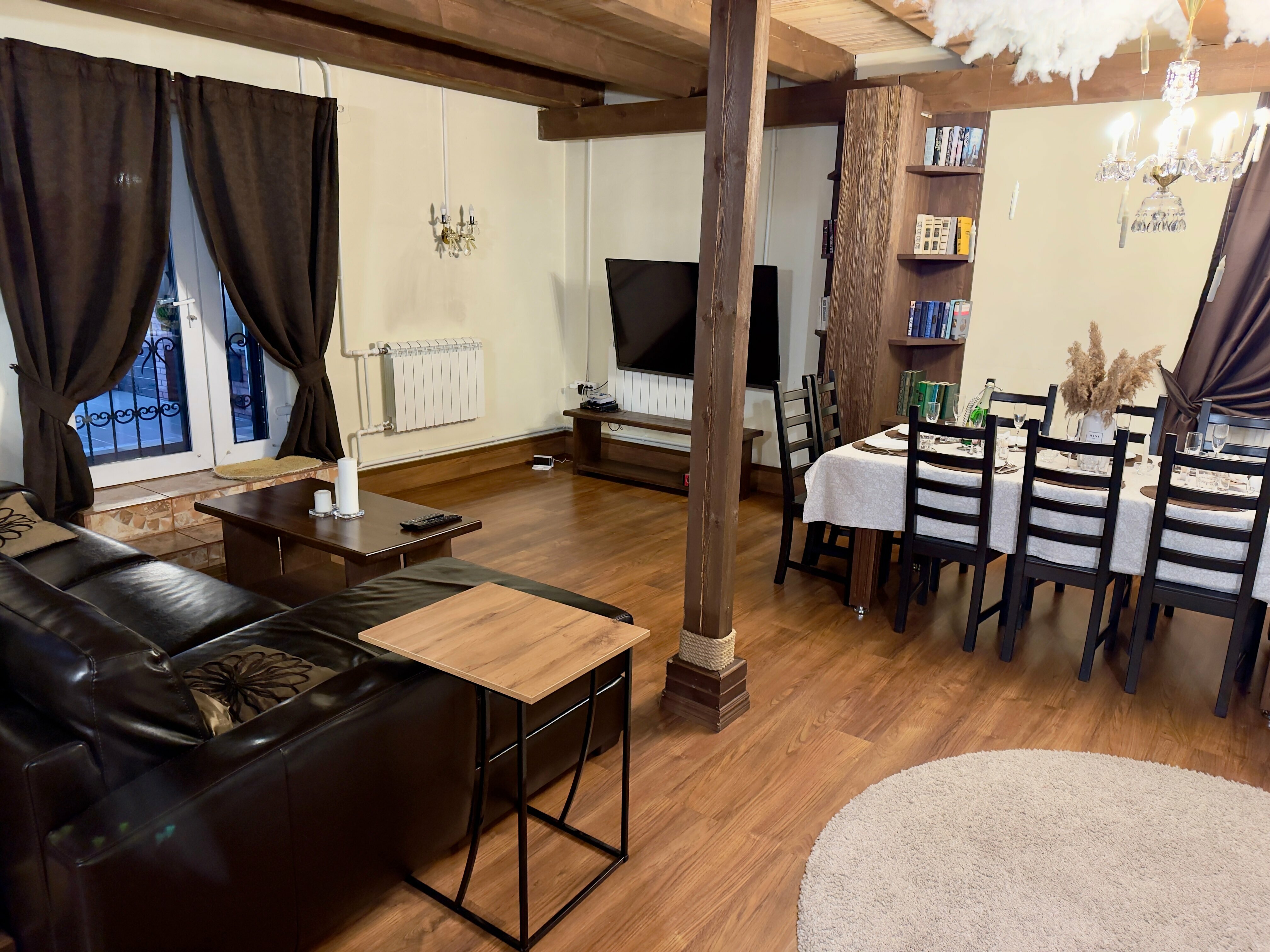 Дом с видом на лес