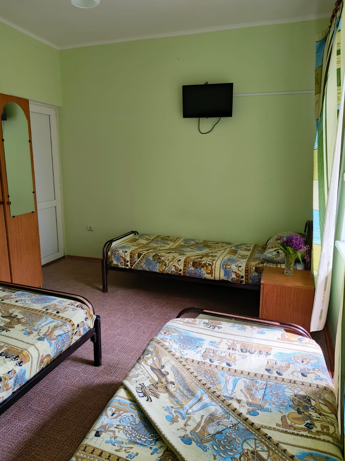 Семейный 2х комнатный номер