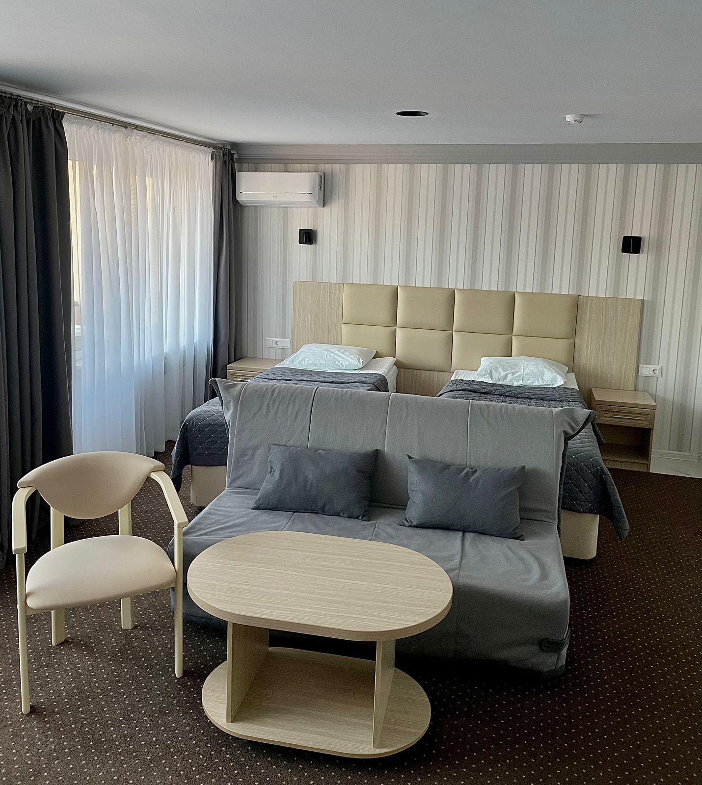 Улучшенный двухместный номер с 1 кроватью