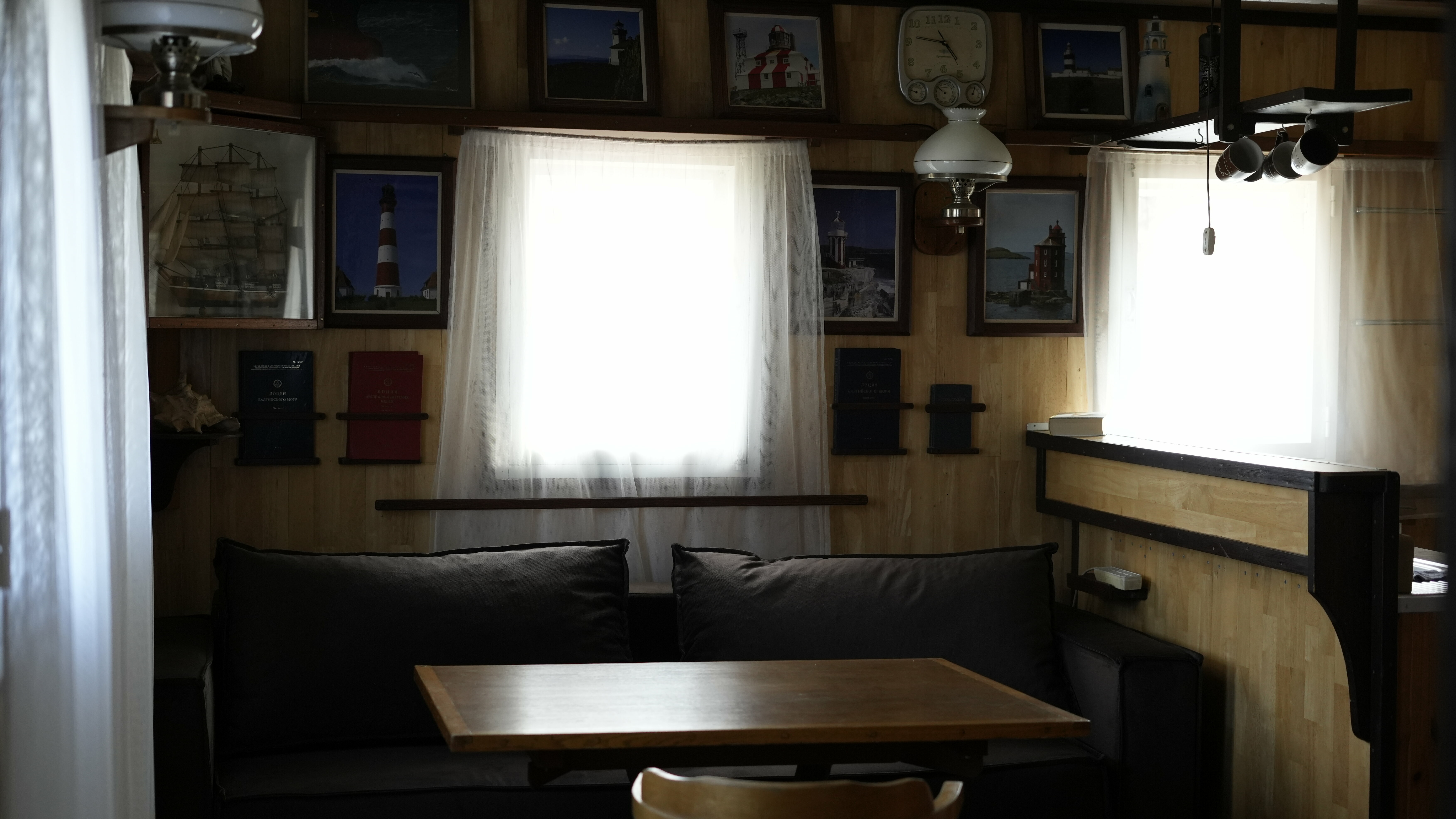 Дом с видом на озеро