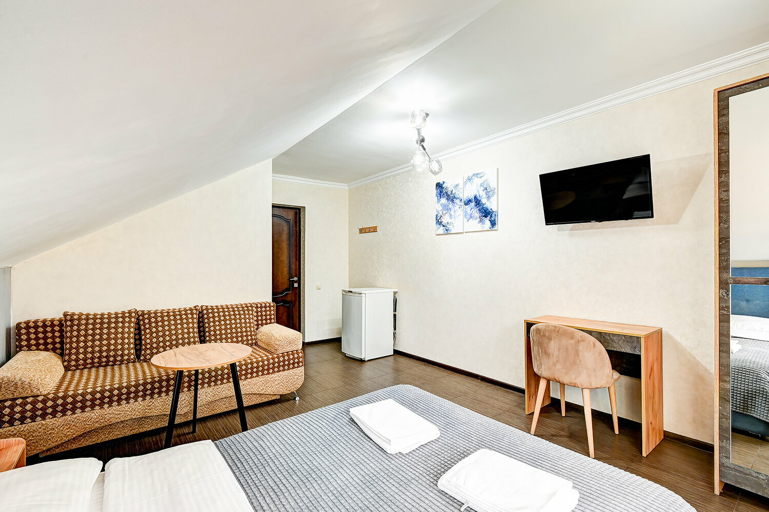 Четырехместный номер Мансарда на 4 этаже