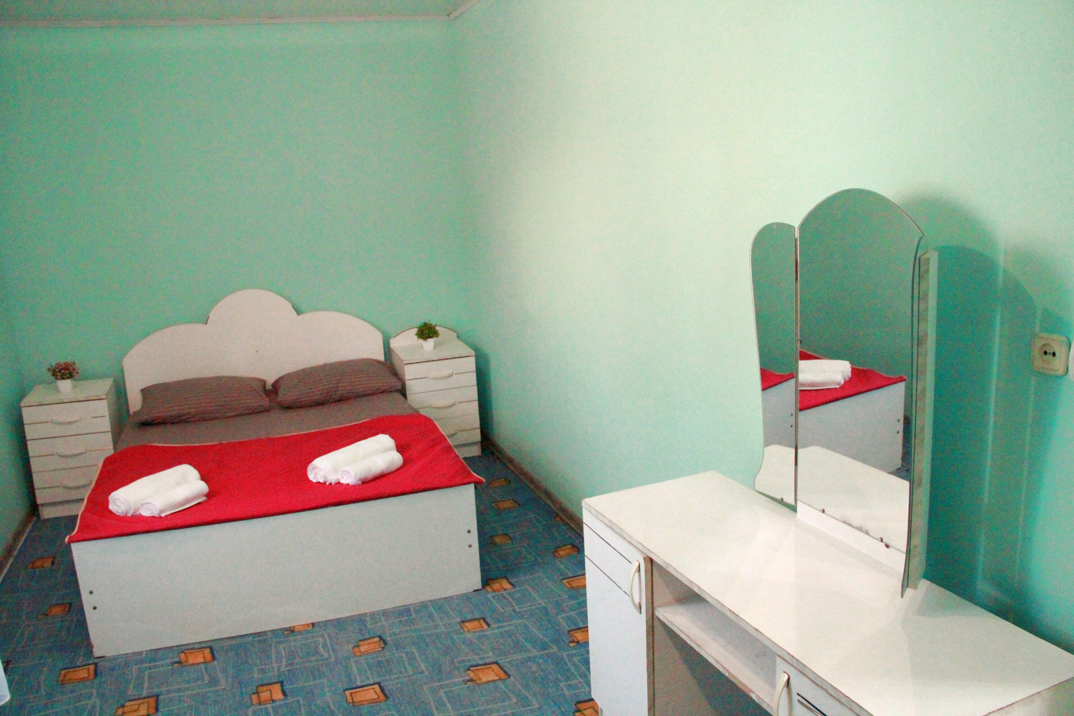 4-х местный 2-х комнатный номер категории «Стандарт»