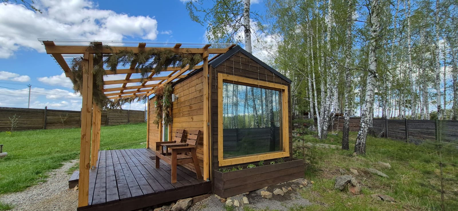 Эко домик с панорамным окном
