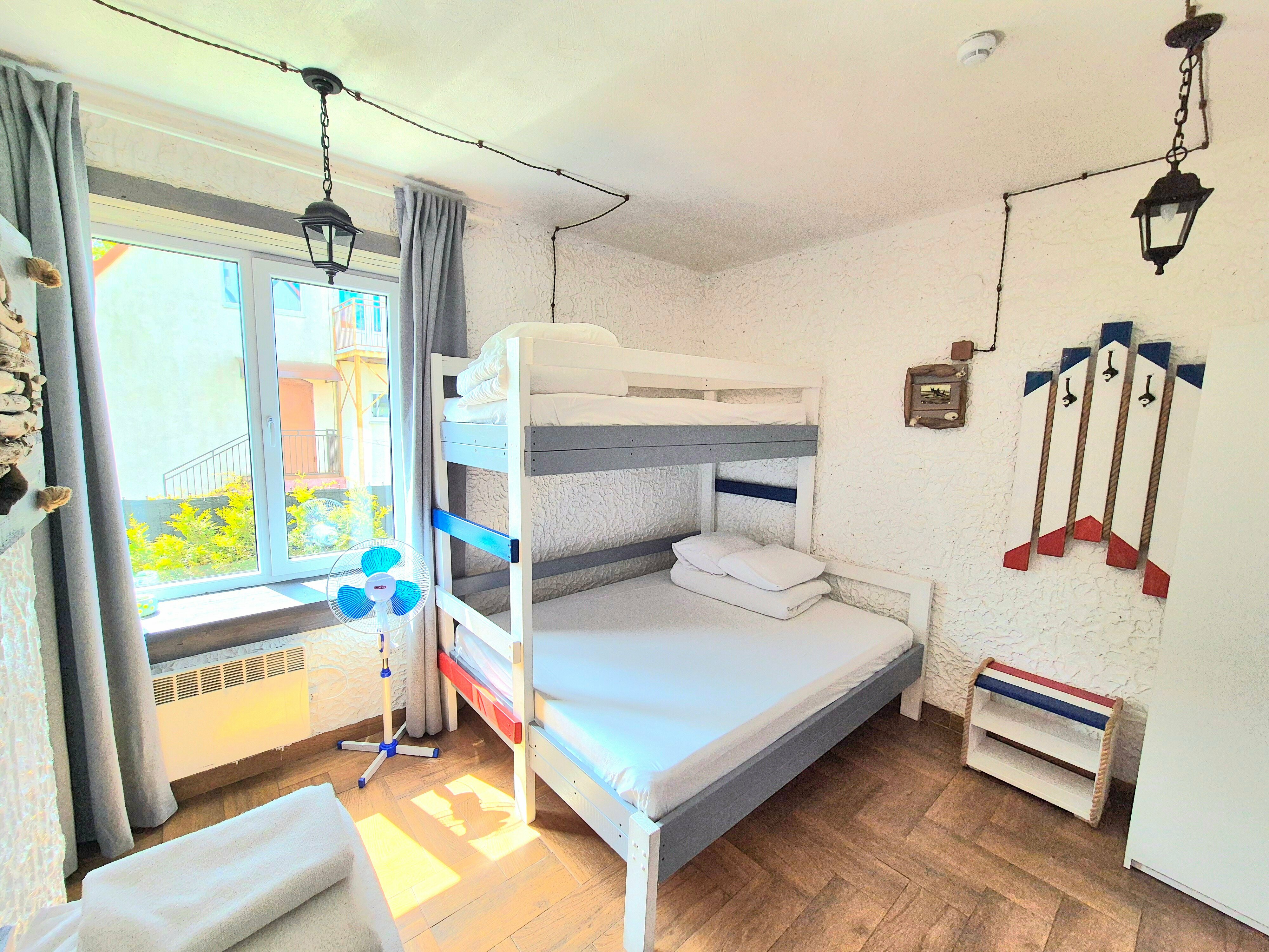 Стандартный трехместный номер