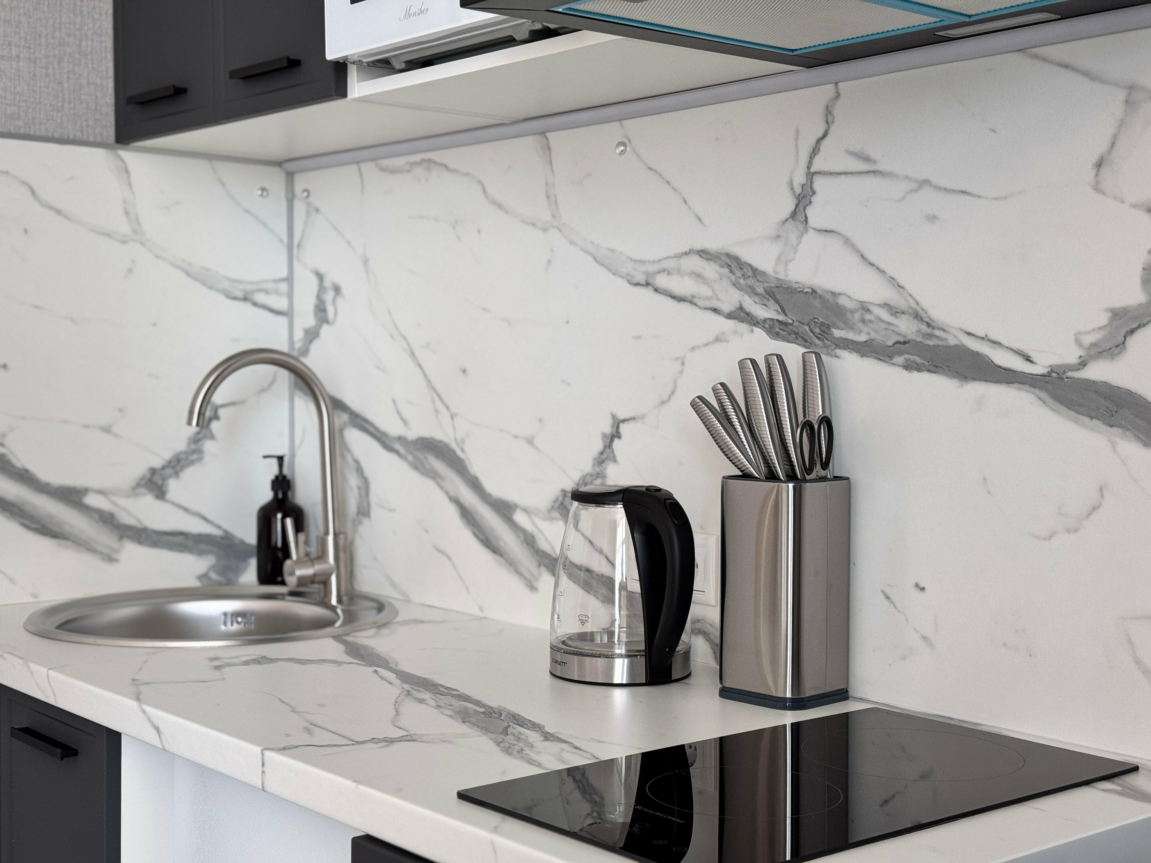 Студия с балконом в ЖК "Sun Hills Ольгинка" на 4 этаже (О89)