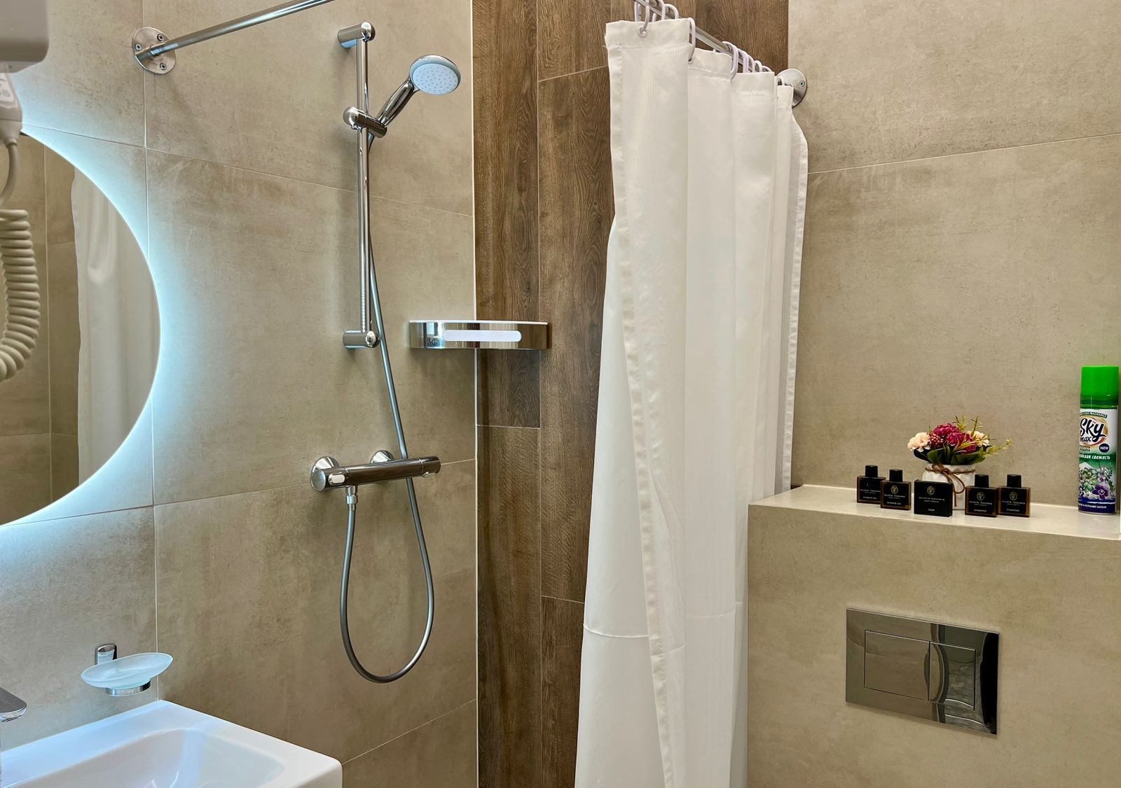 (№3) 2х местный комфорт без балкона раздельные кровати первый этаж