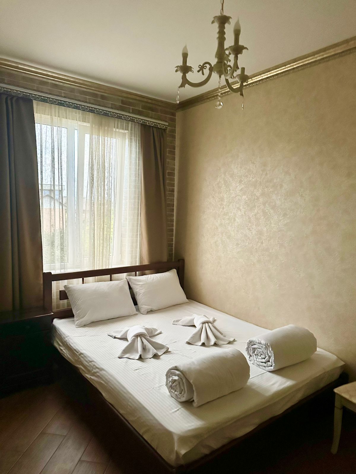 Двухкомнатная комната с кухней